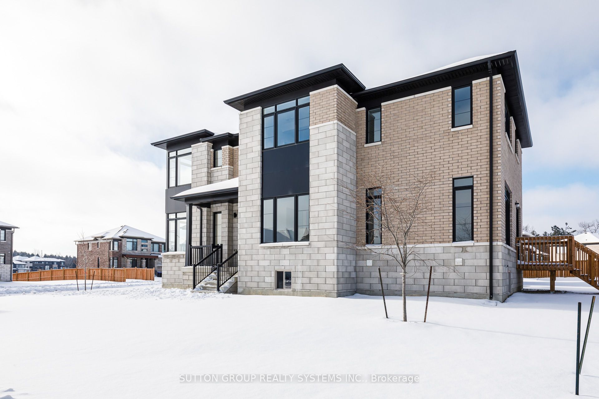 187 Rosanne Circle, Wasaga Beach, ON L9Z 0N1 photo 2