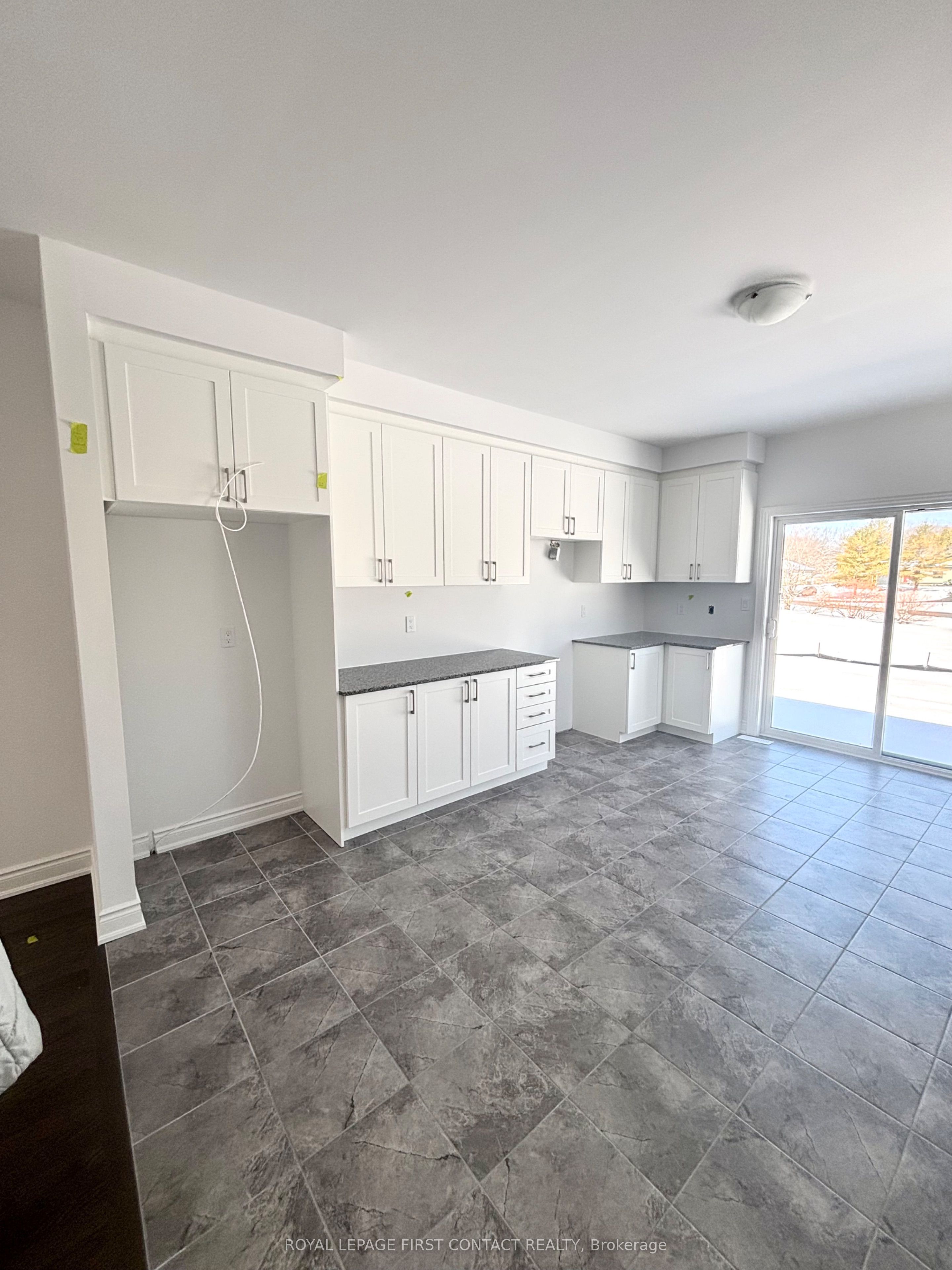 6 Misty Ridge Road, Wasaga Beach, ON L9Z 0R8 photo 3