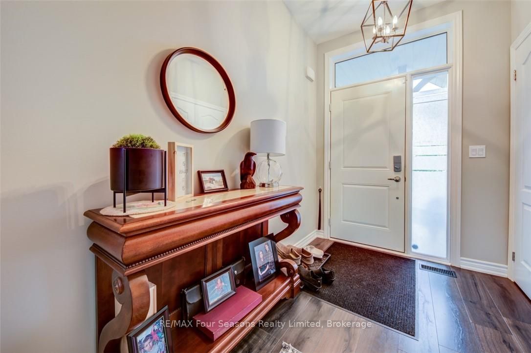 44 Lett Avenue, Collingwood, ON L9Y 5H5 photo 5