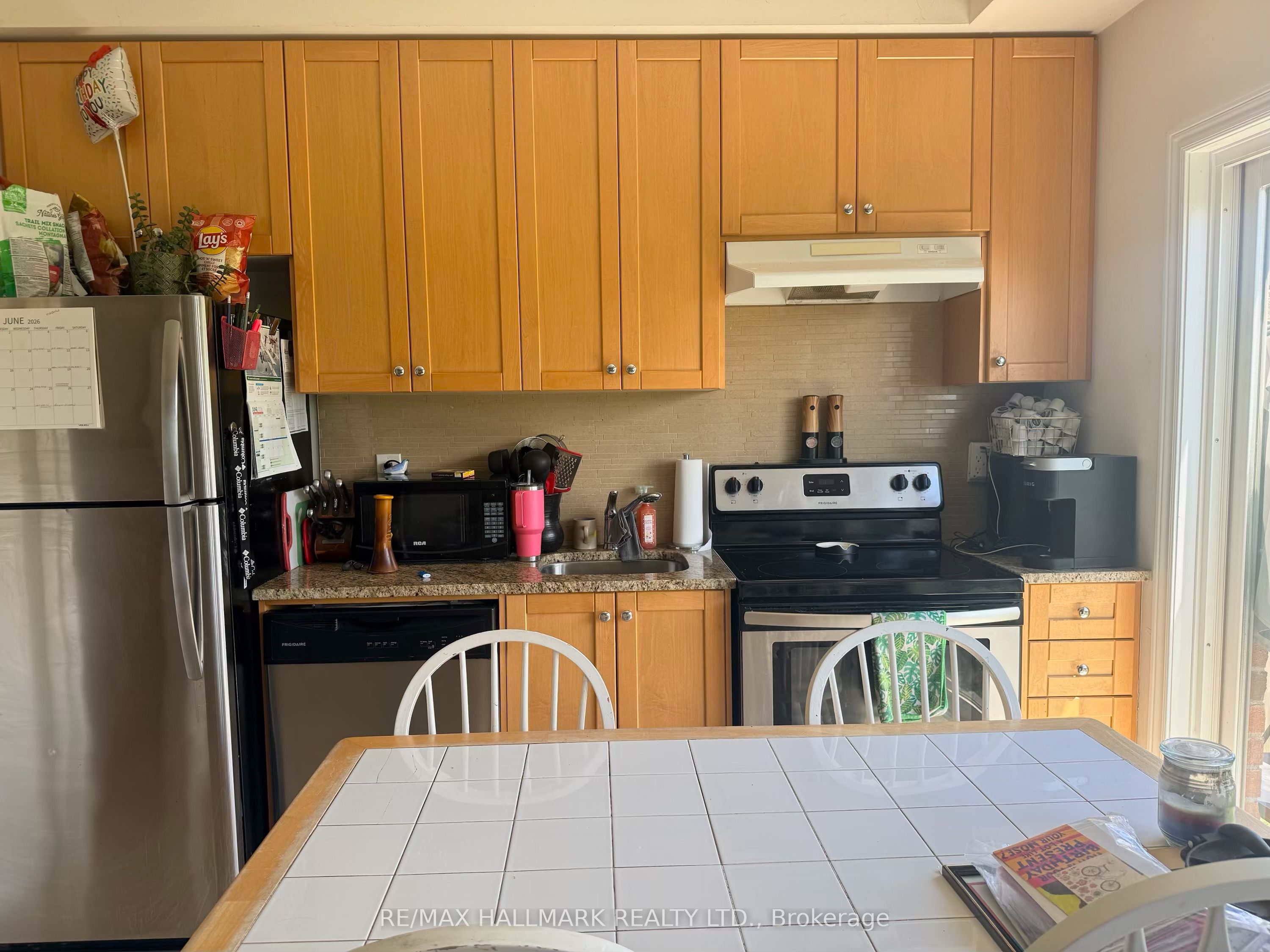 15 Deneb Street, Barrie, ON L4N 1N1 photo 4