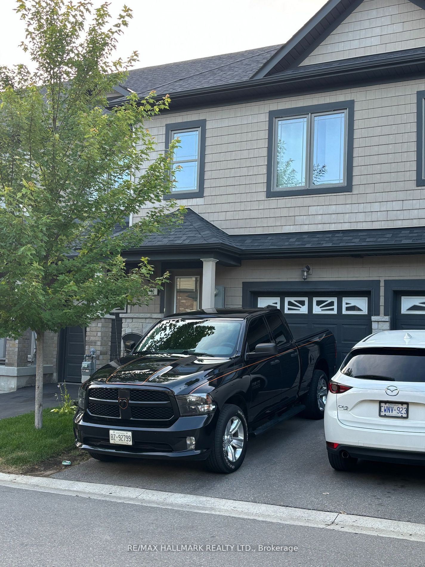 32 Deneb Road, Barrie, ON L4M 0K6 photo 2