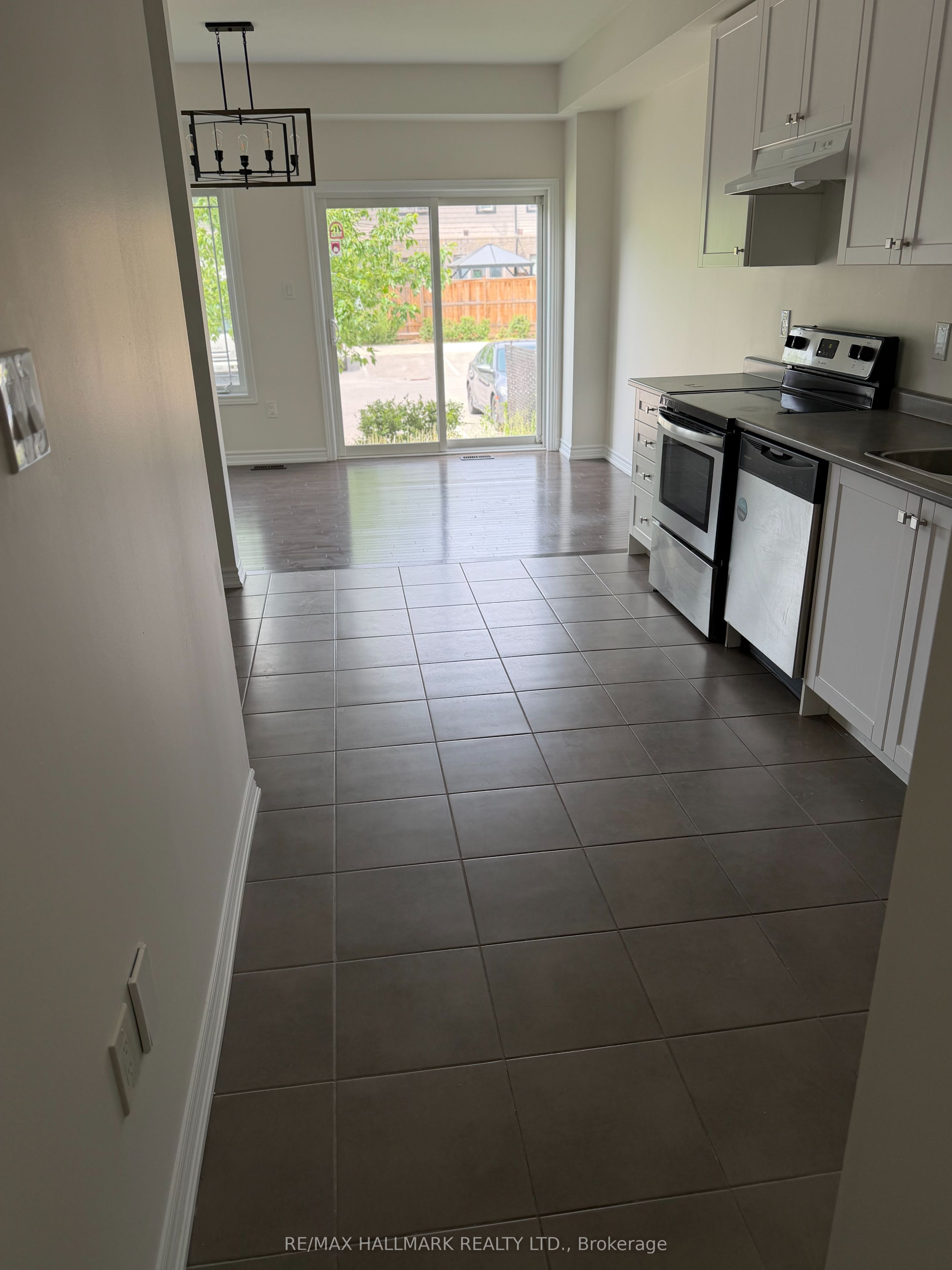 36 Deneb Street, Barrie, ON L4M 0K6 photo 5