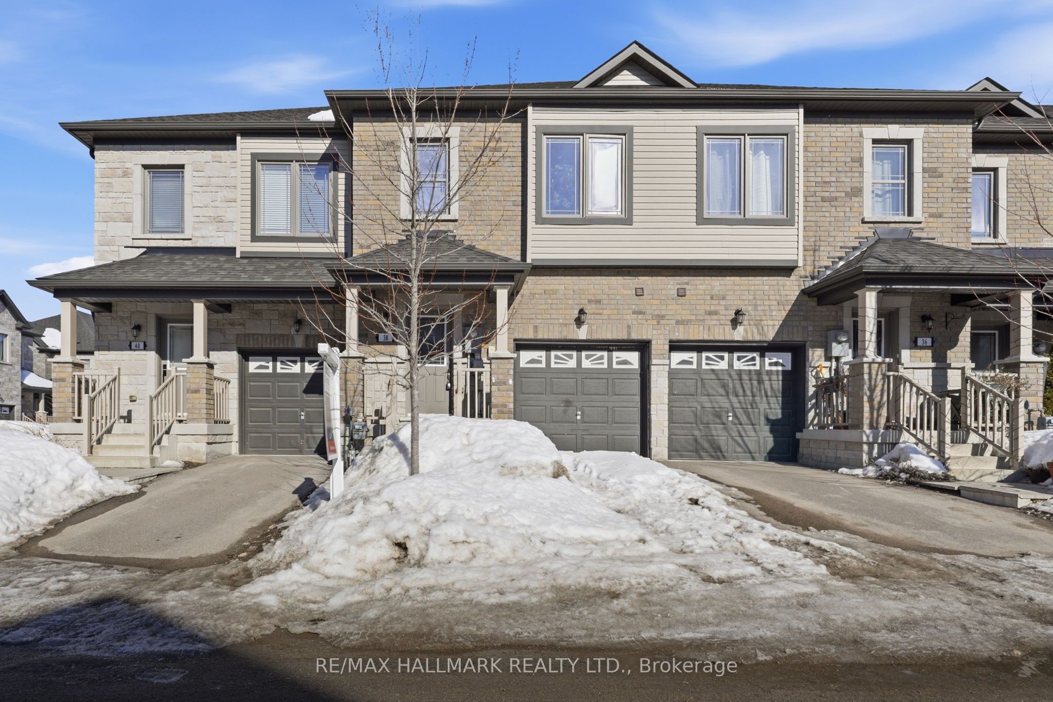 38 Deneb Street, Barrie, ON L4M 0K6 photo 3