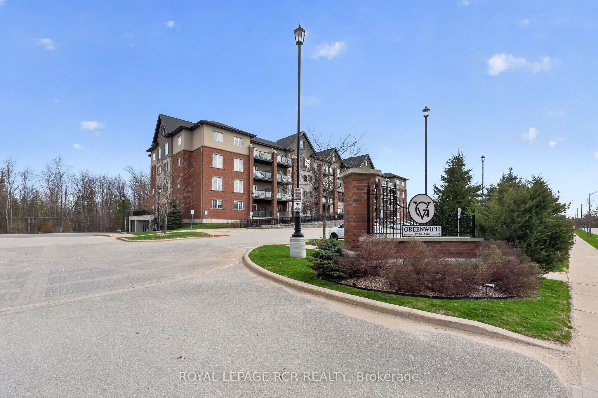 5 Greenwich Street 105, Barrie, ON L4N 7Y8 photo 3