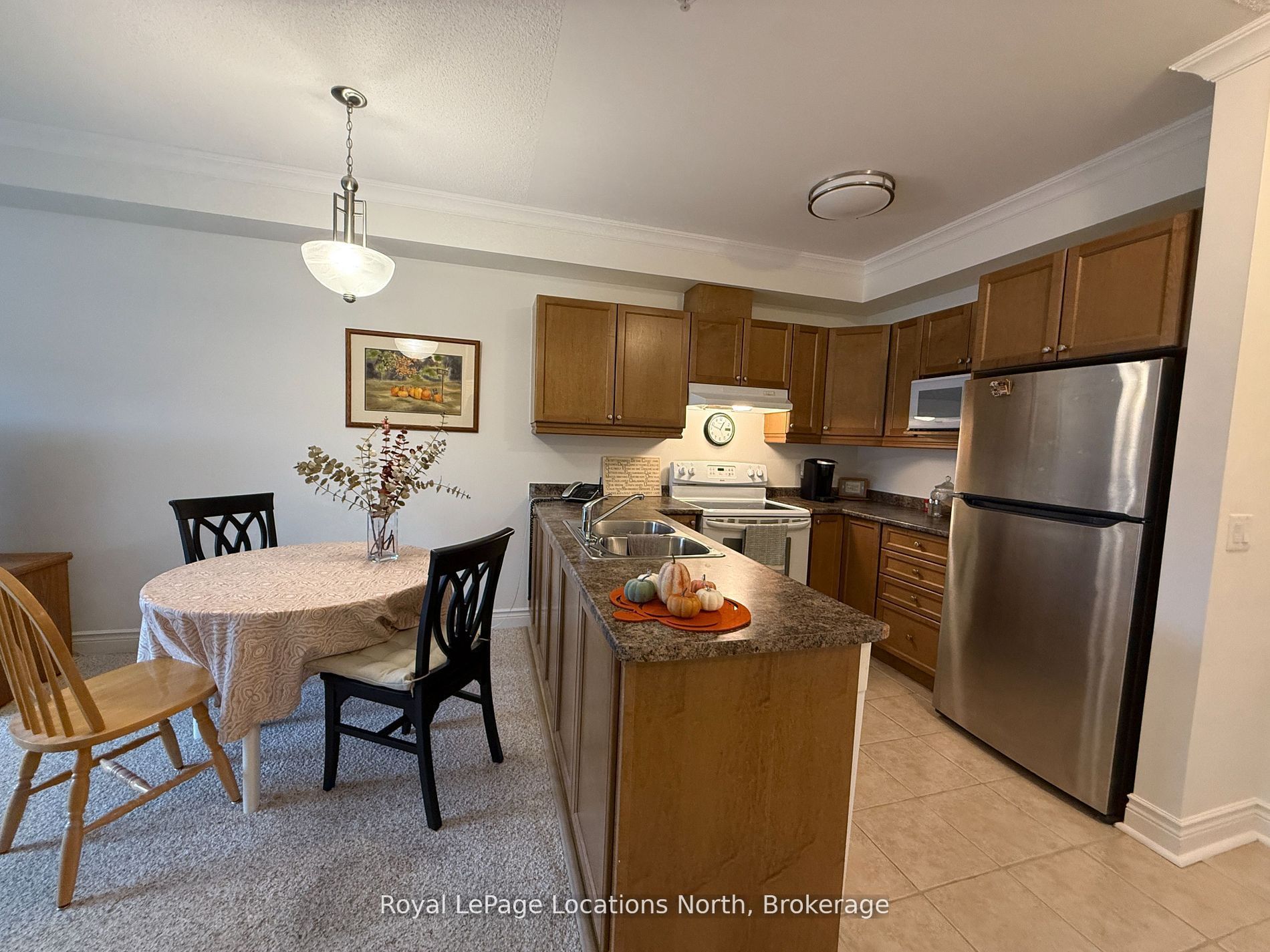 91 RAGLAN Street 303, Collingwood, ON L9Y 4V3 photo 5