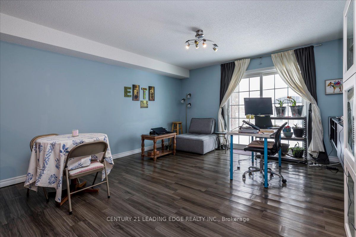 43 Coulter Street 20, Barrie, ON L4N 6L9 photo 5