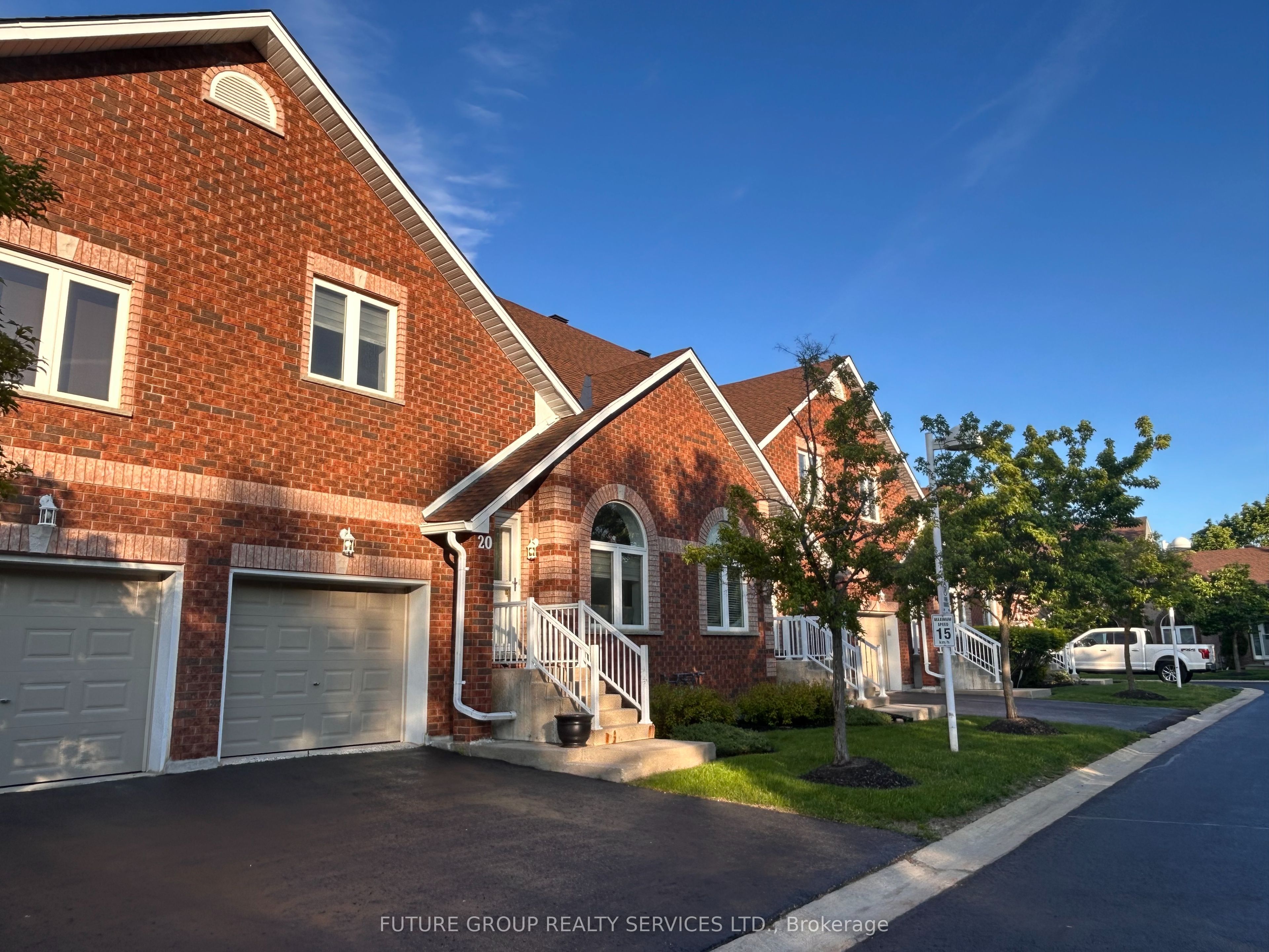 358 LITTLE Avenue 20, Barrie, ON L4N 2Z6 photo 2