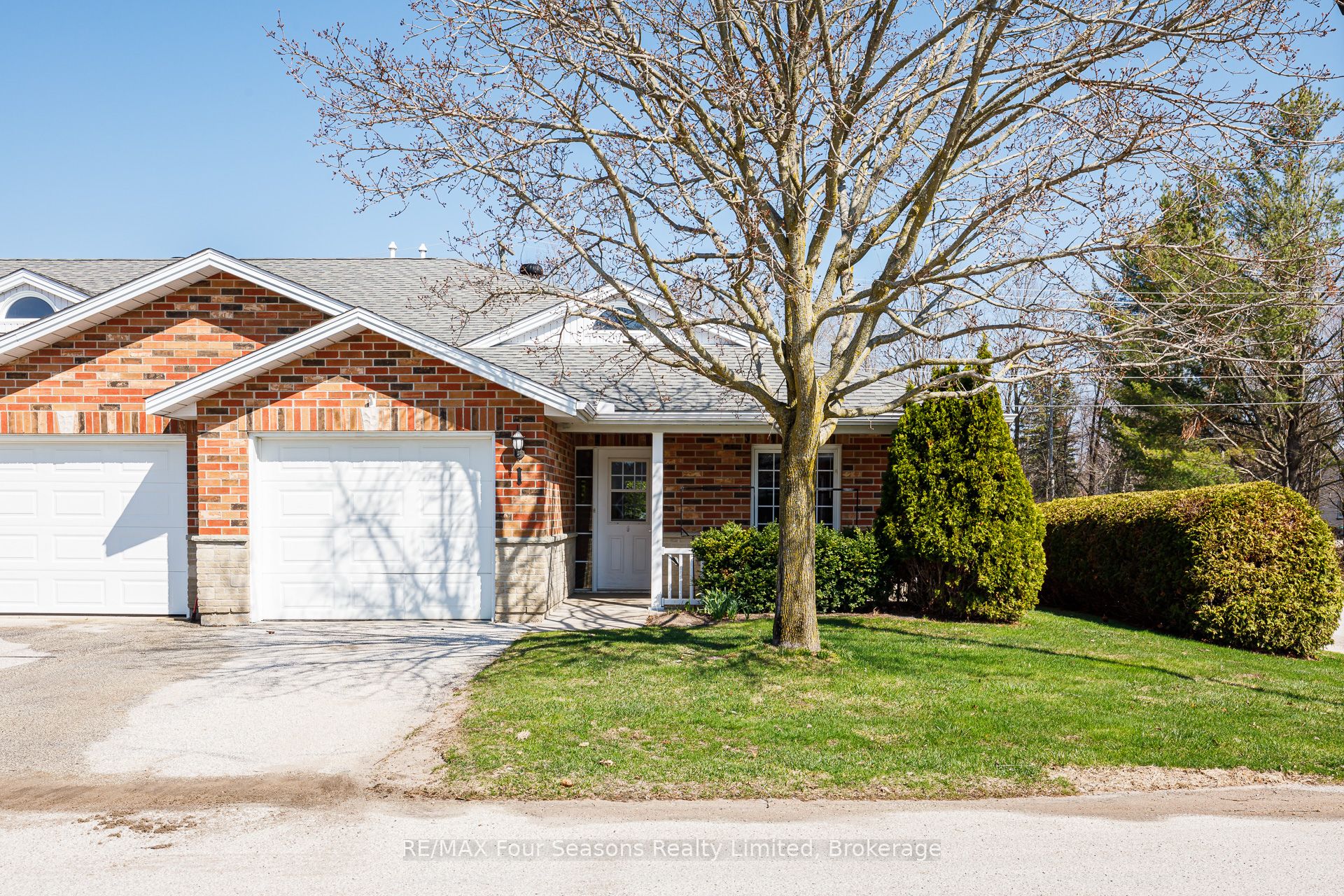 275 Huron Street 1, Clearview, ON L0M 1S0