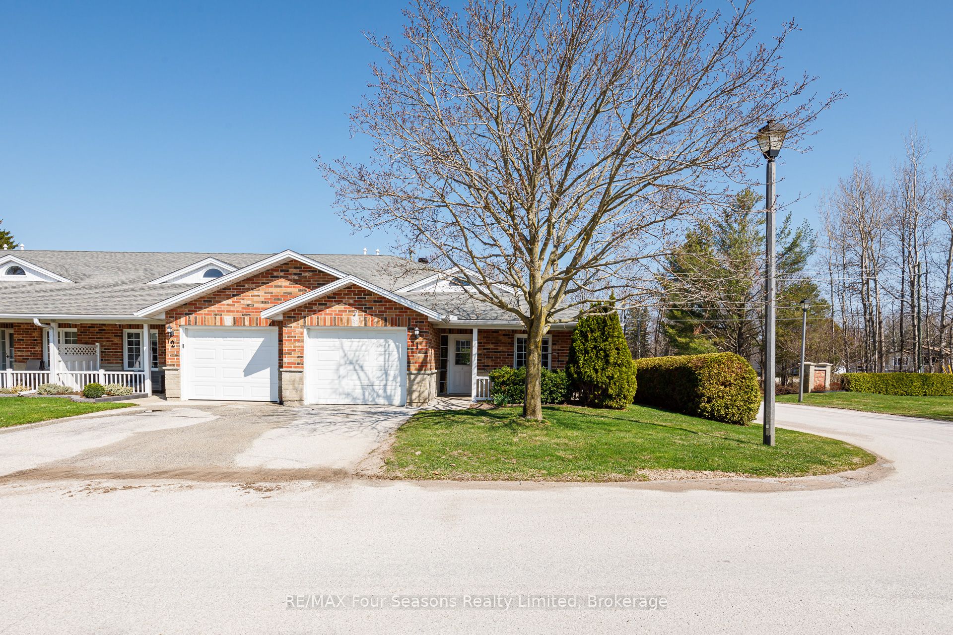 275 Huron Street 1, Clearview, ON L0M 1S0 photo 2