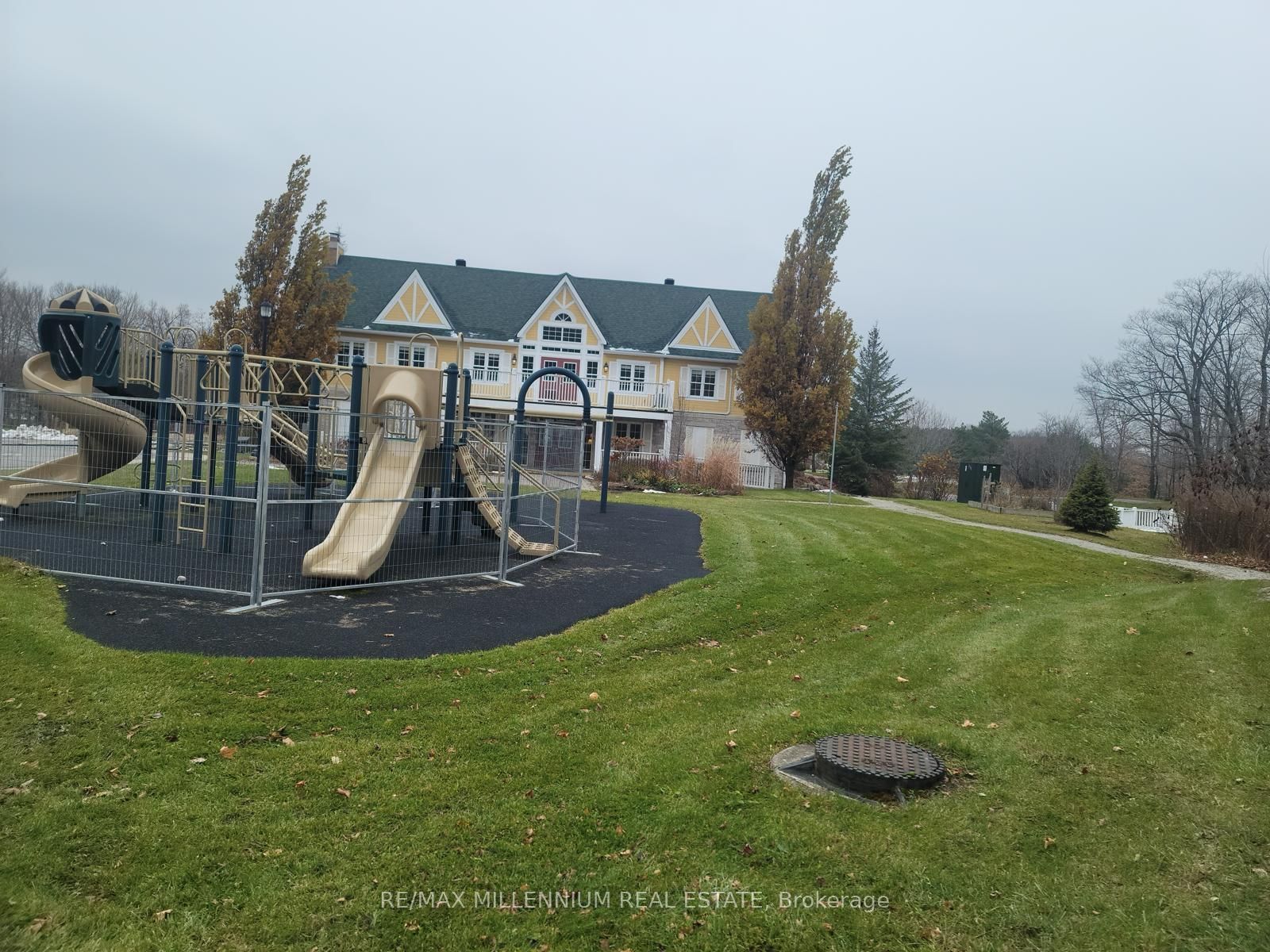 90 Highland Drive 2442-43, Oro-Medonte, ON L0L 2L0 photo 3