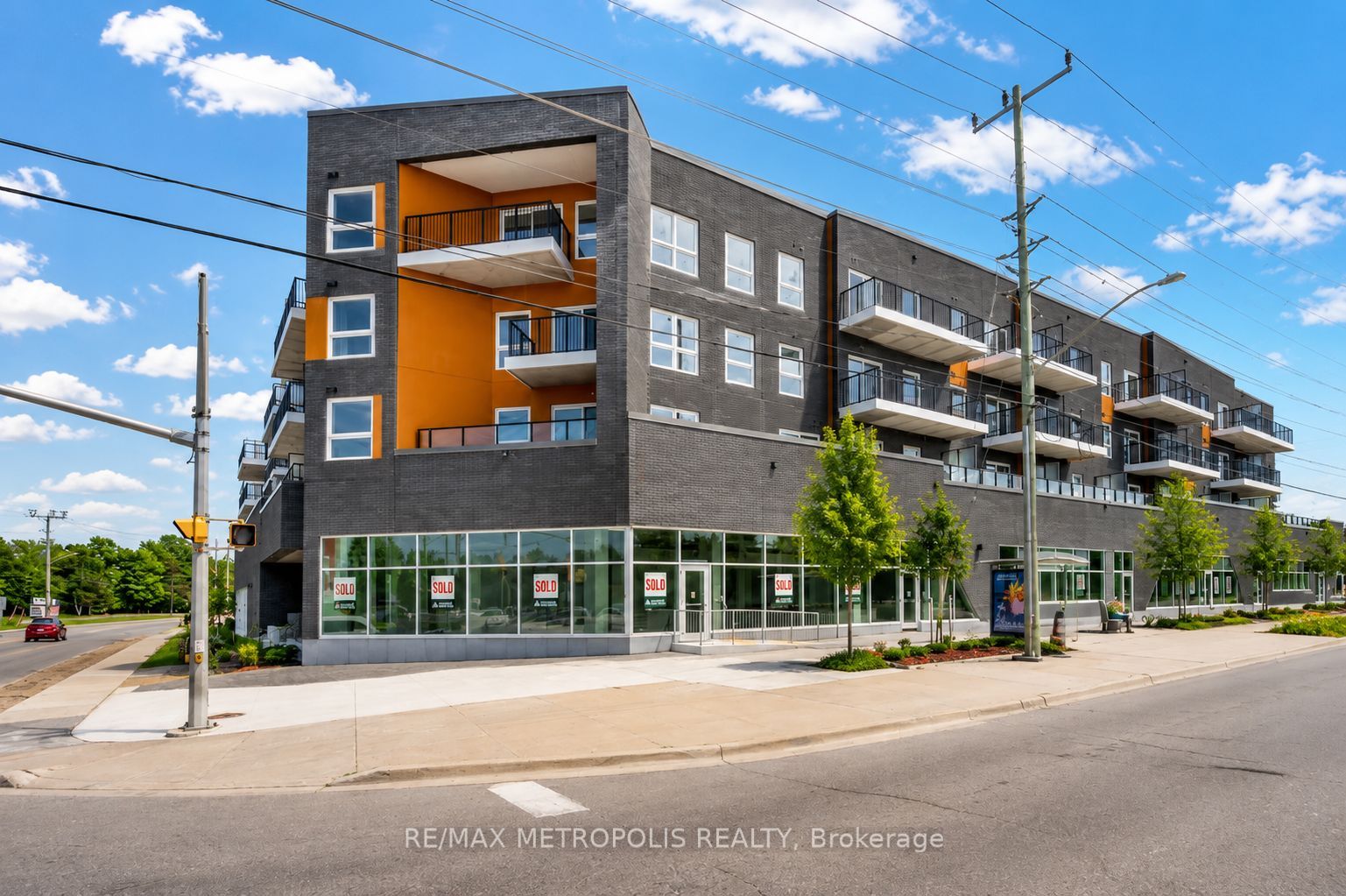 430 Essa Road 422, Barrie, ON L9J 0M1 photo 3