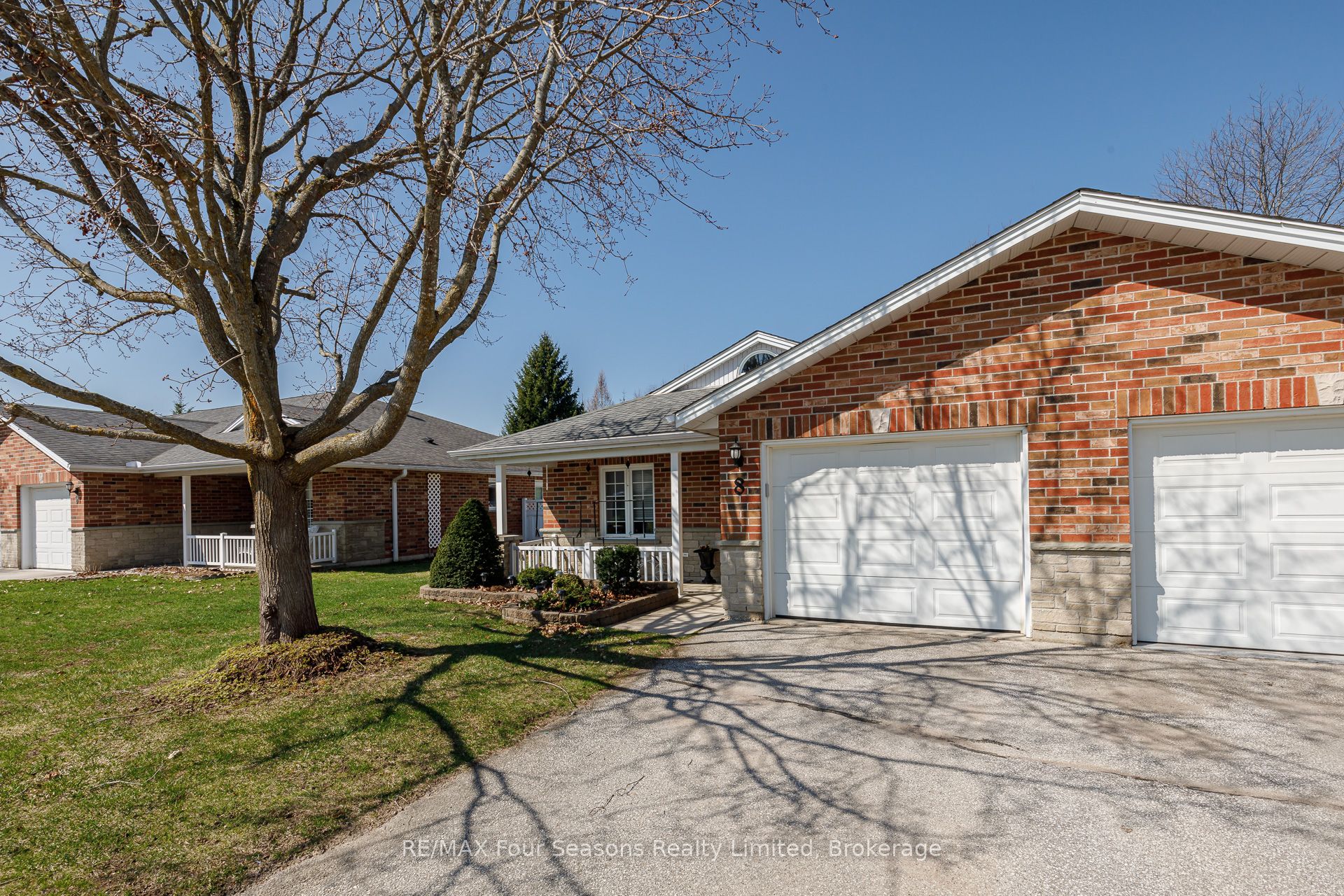 275 Huron Street 8, Clearview, ON L0M 1S0 photo 2