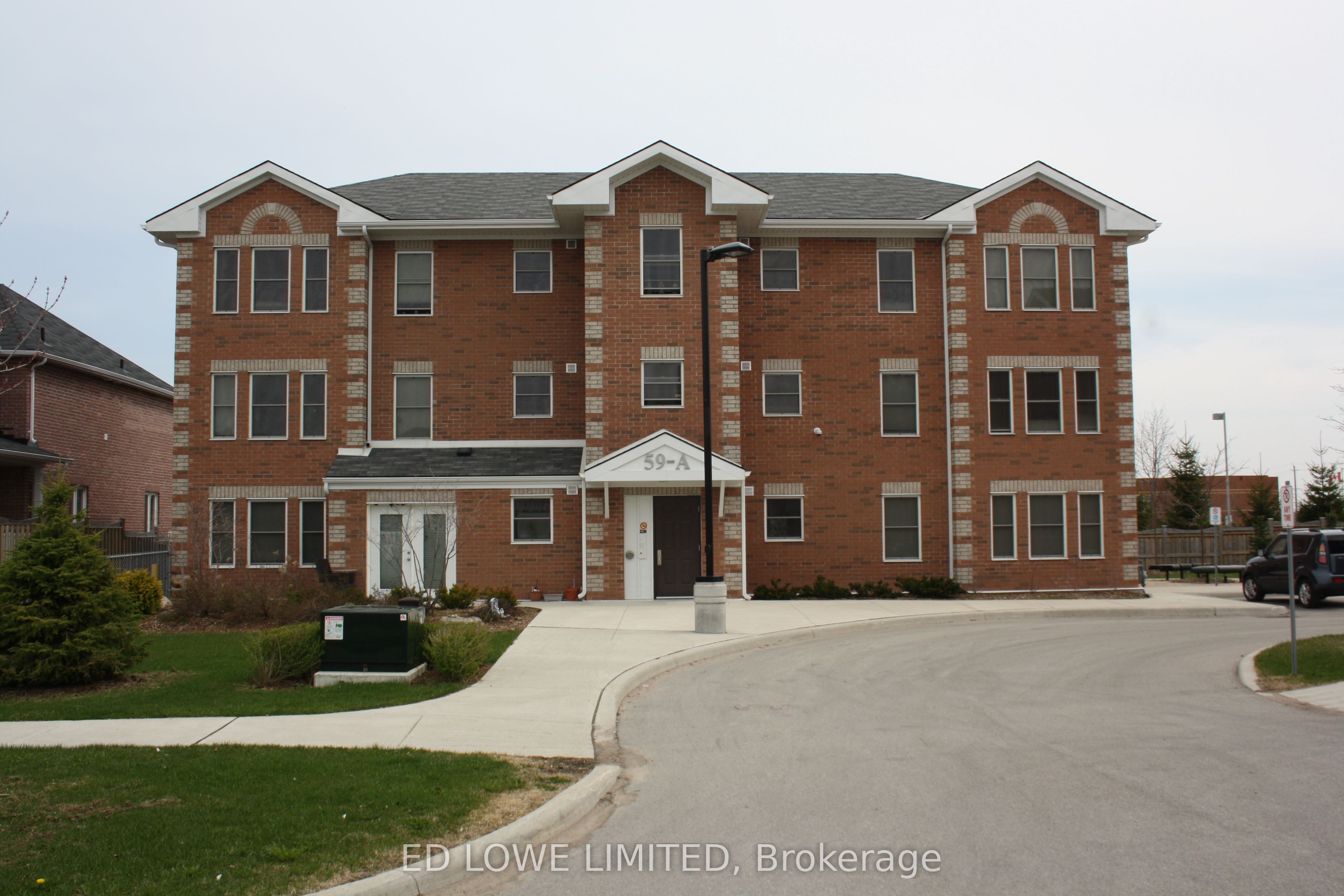59 ARCH BROWN Court E-202, Barrie, ON L4M 0C6