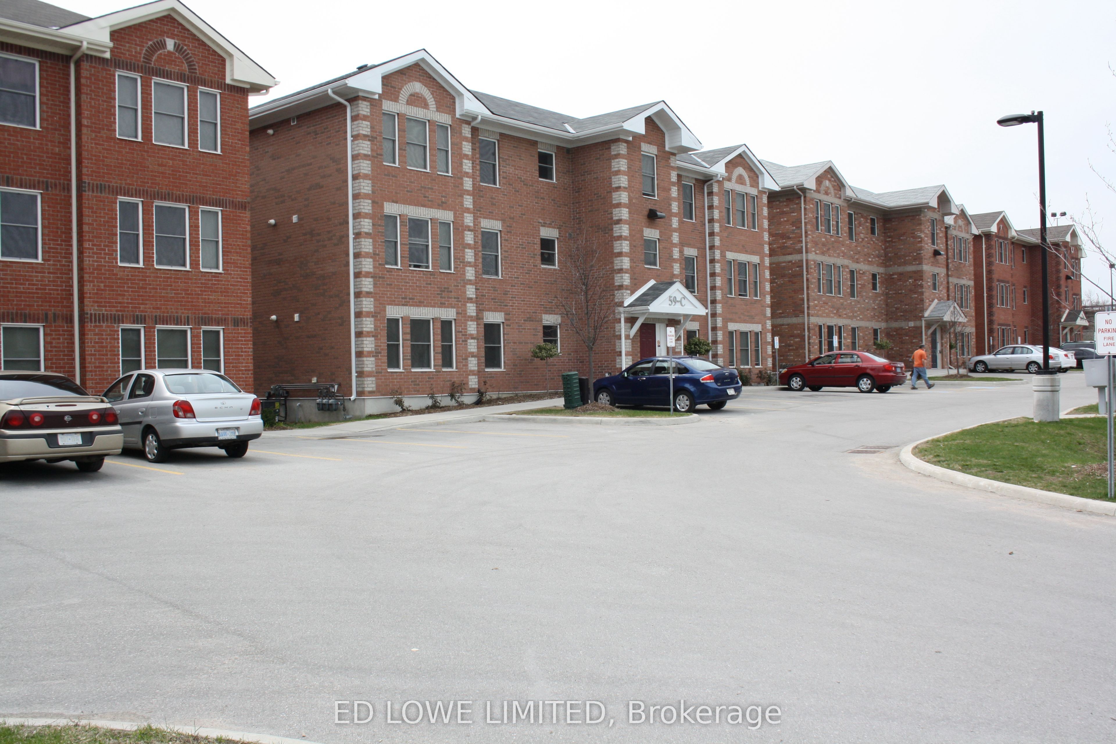 59 ARCH BROWN Court E-202, Barrie, ON L4M 0C6 photo 2