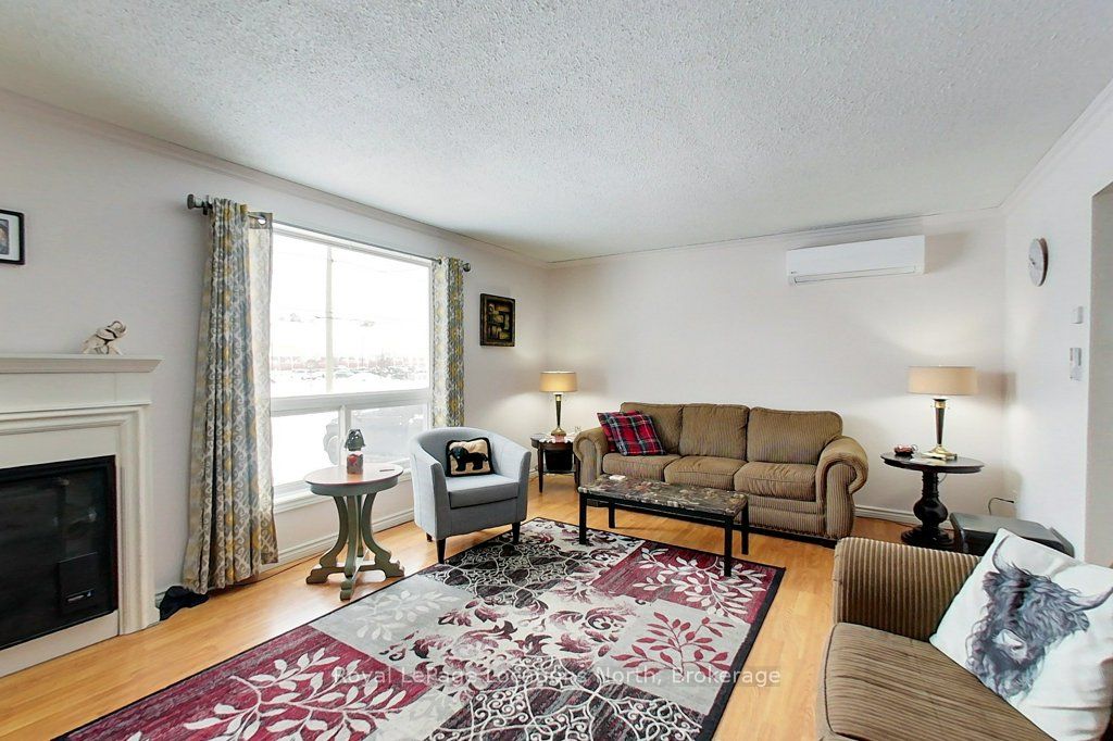 56 Lorne Avenue, Collingwood, ON L9Y 2B7 photo 3