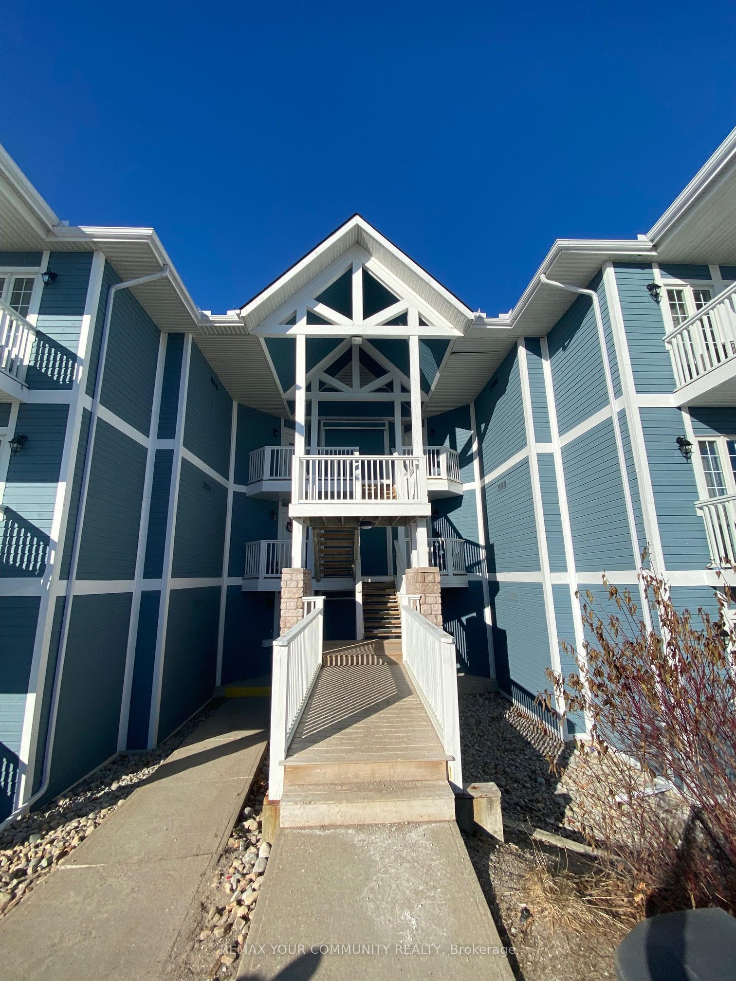 90 Highland Drive 2244/45, Oro-Medonte, ON L0L 2L0