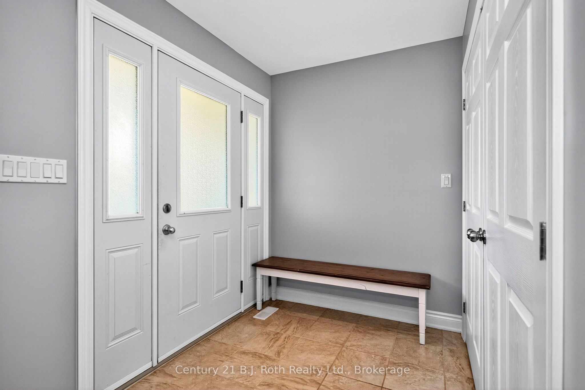 161 Forest Harbour Parkway, Tay, ON L0K 1E0 photo 3