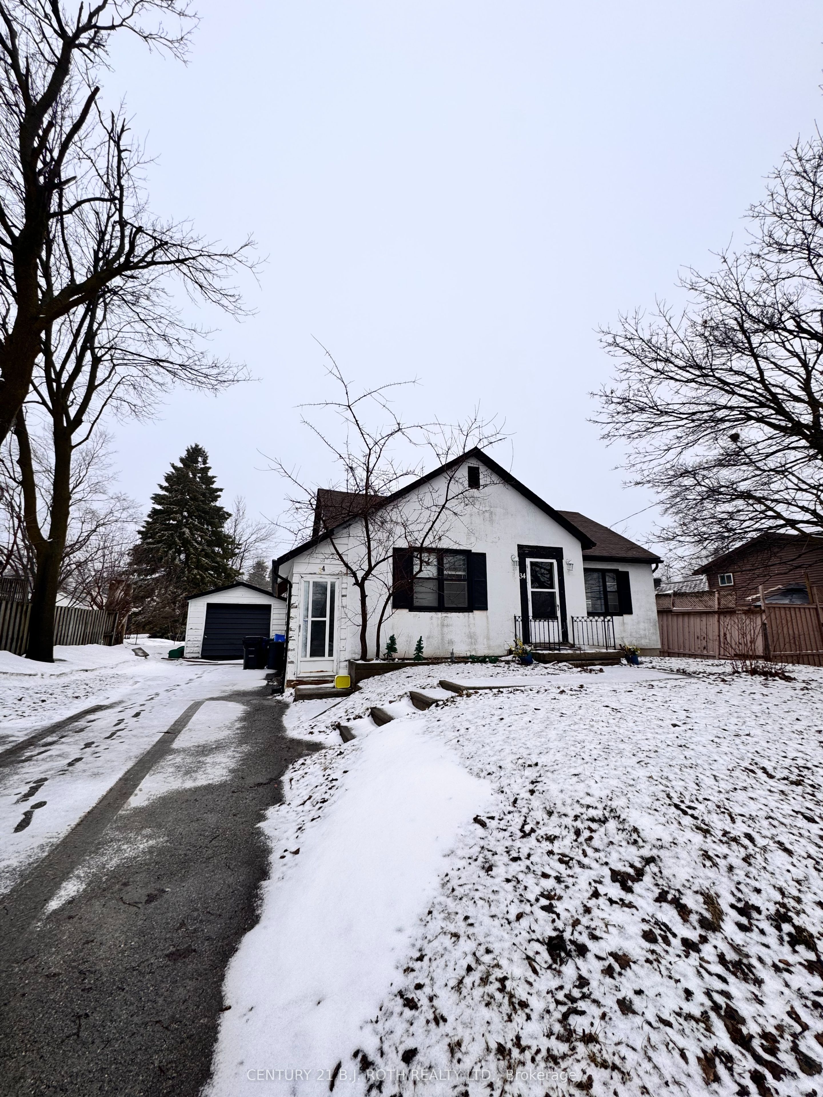 34 Cundles Road E, Barrie, ON L4M 2Z5 photo 3