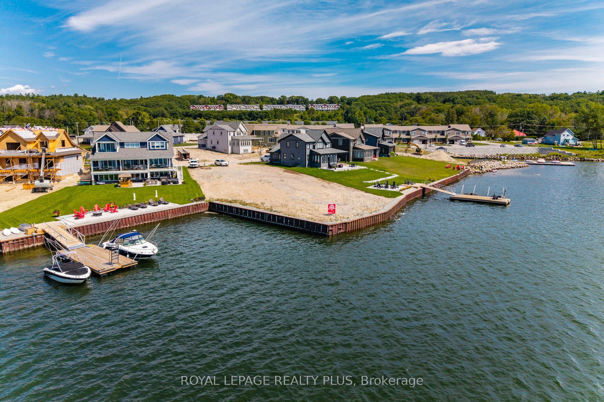 20 Navigator Road, Penetanguishene, ON L9M 0W6