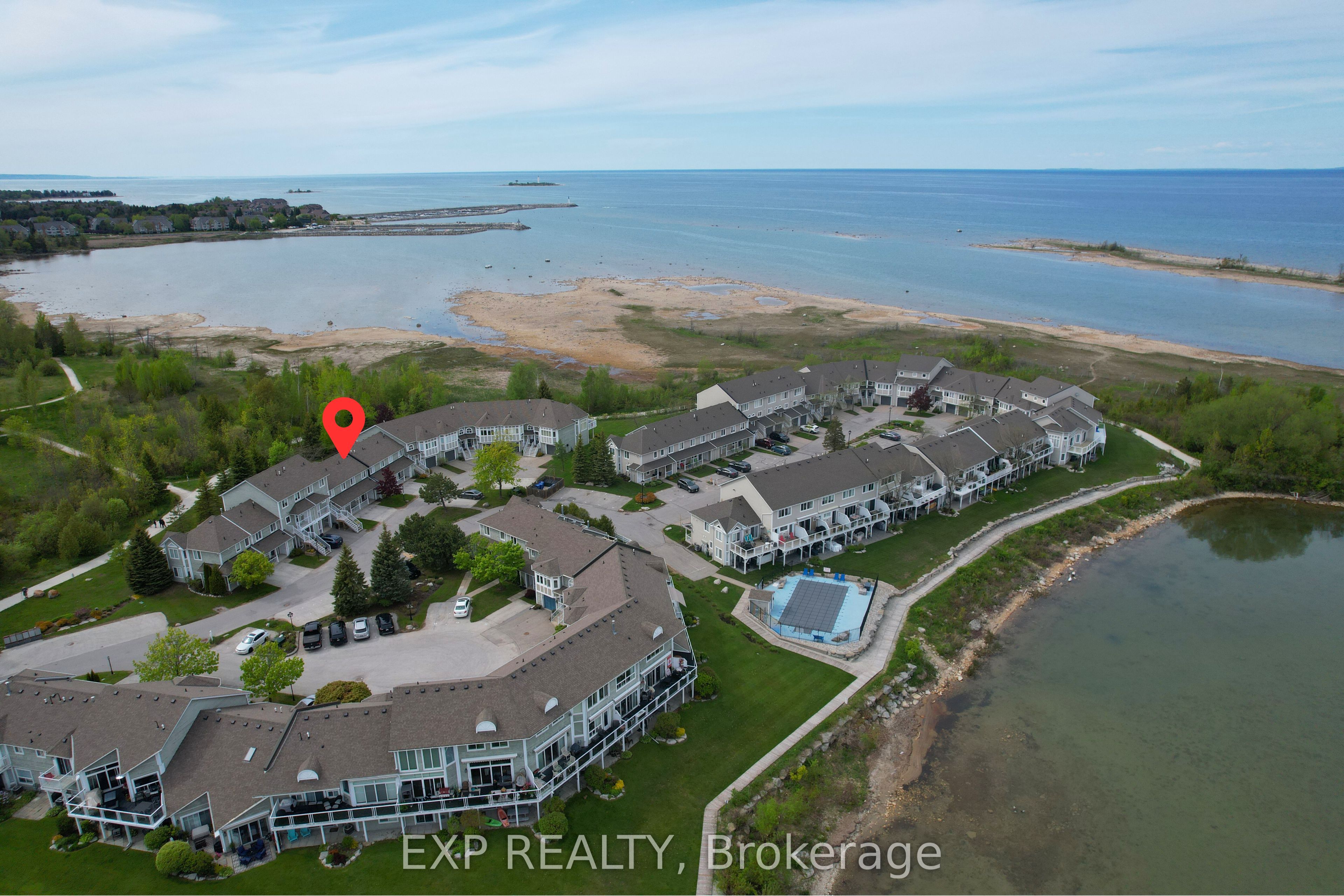 22 Cranberry Surf, Collingwood, ON L9Y 5C4 photo 2