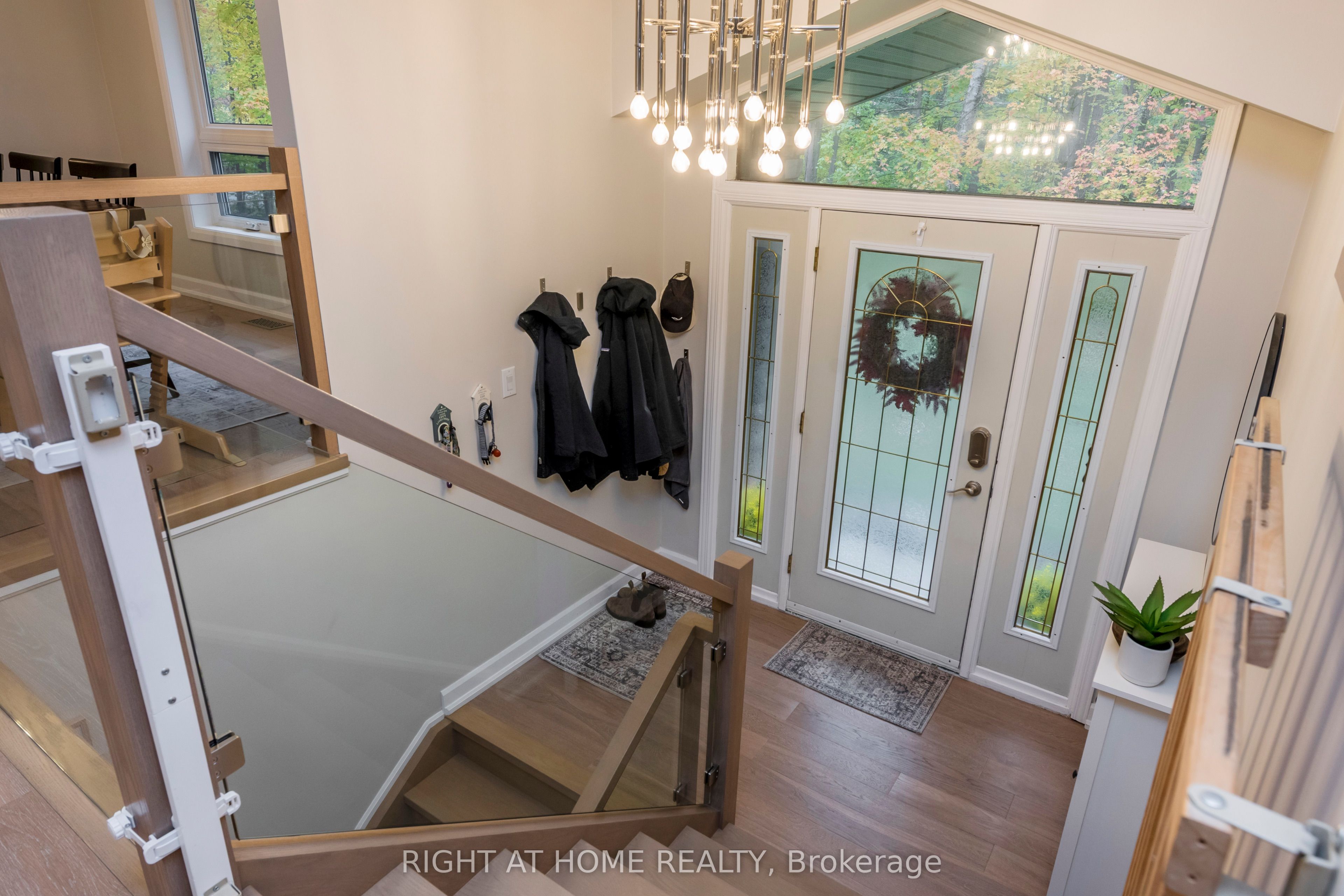 11 Woodland Crescent, Oro-Medonte, ON L4M 4Y8 photo 4