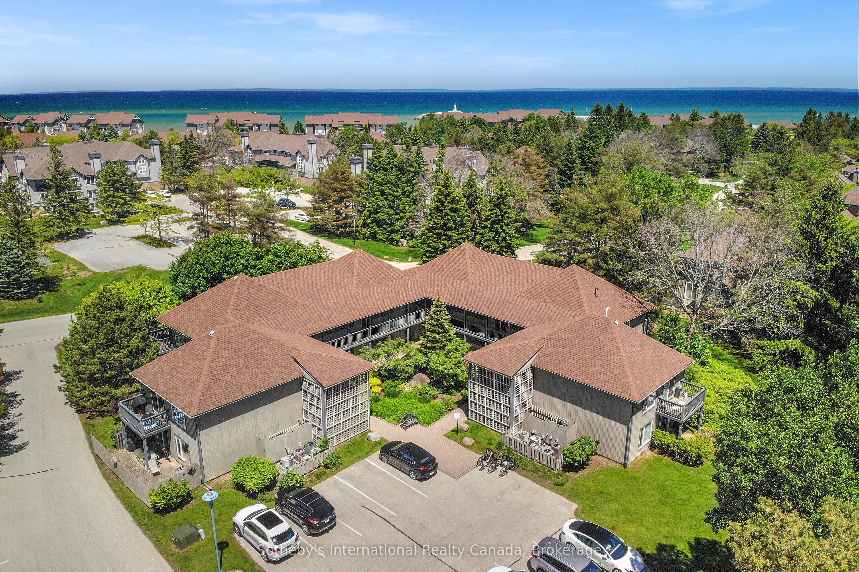 331 MARINERS Way, Collingwood, ON L9Y 5C7 photo 5