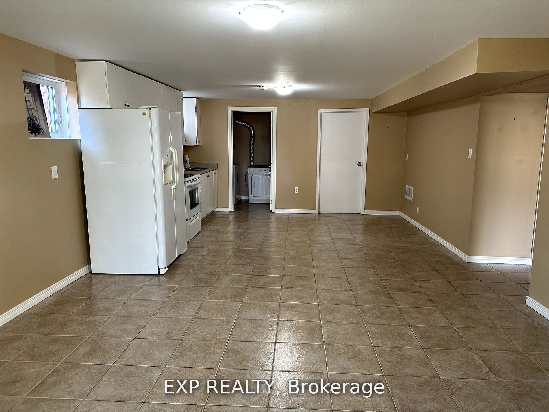 91 Sun King Crescent Basement, Barrie, ON L4M 7K4 photo 5