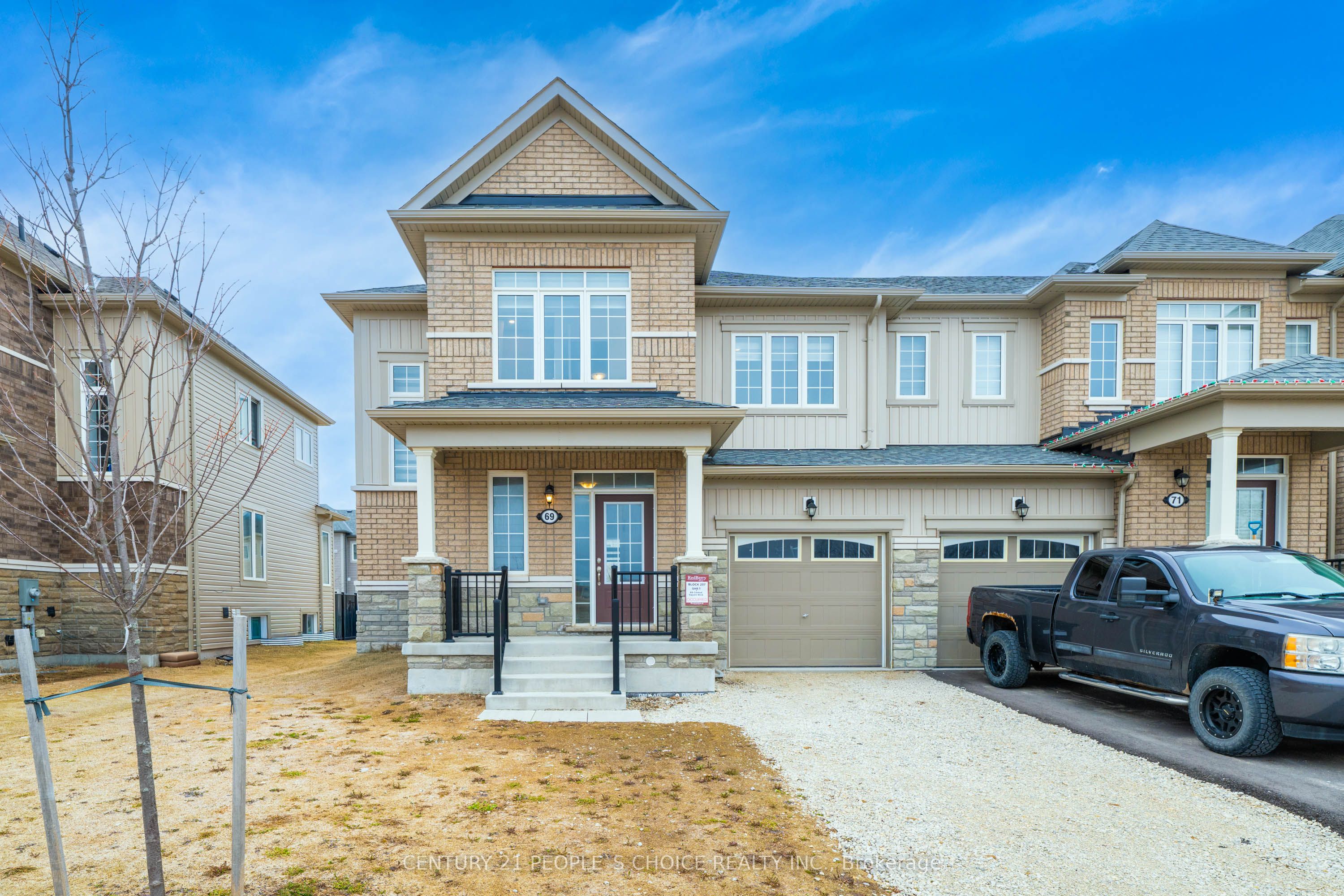 69 Central Square Boulevard, Wasaga Beach, ON L9Z 0L9 photo 2