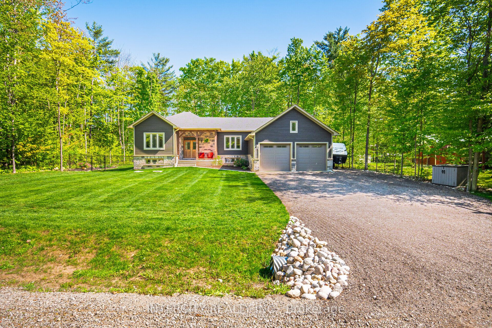 41 Tall Pines Drive, Tiny, ON L9M 0H4 photo 4
