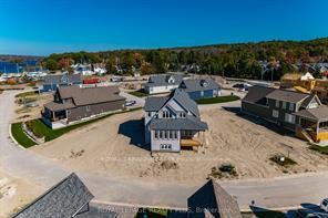 10 Magazine Street, Penetanguishene, ON L9M 0W6 photo 3