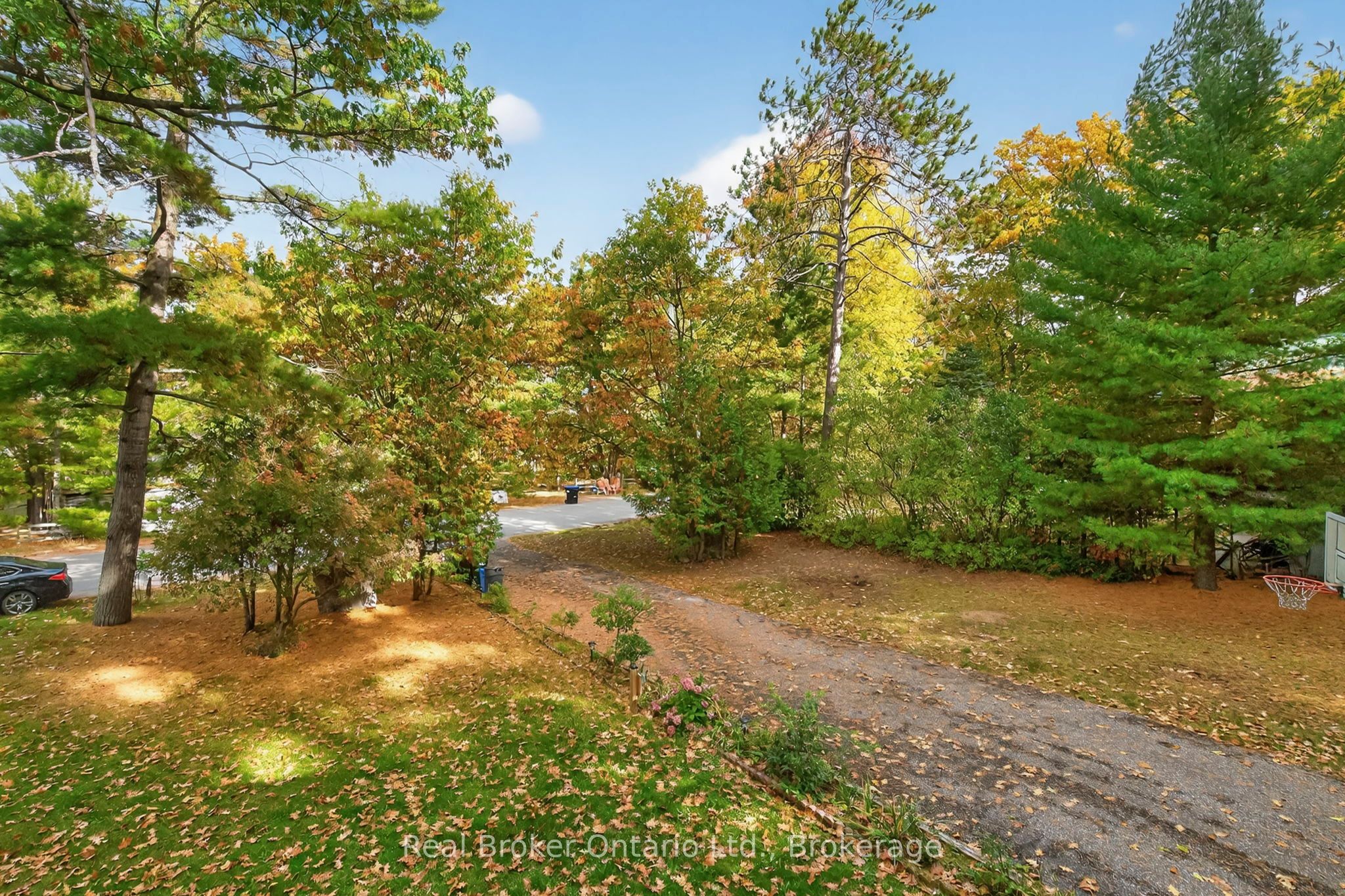 1950 Champlain Road, Tiny, ON L9M 0B6 photo 3