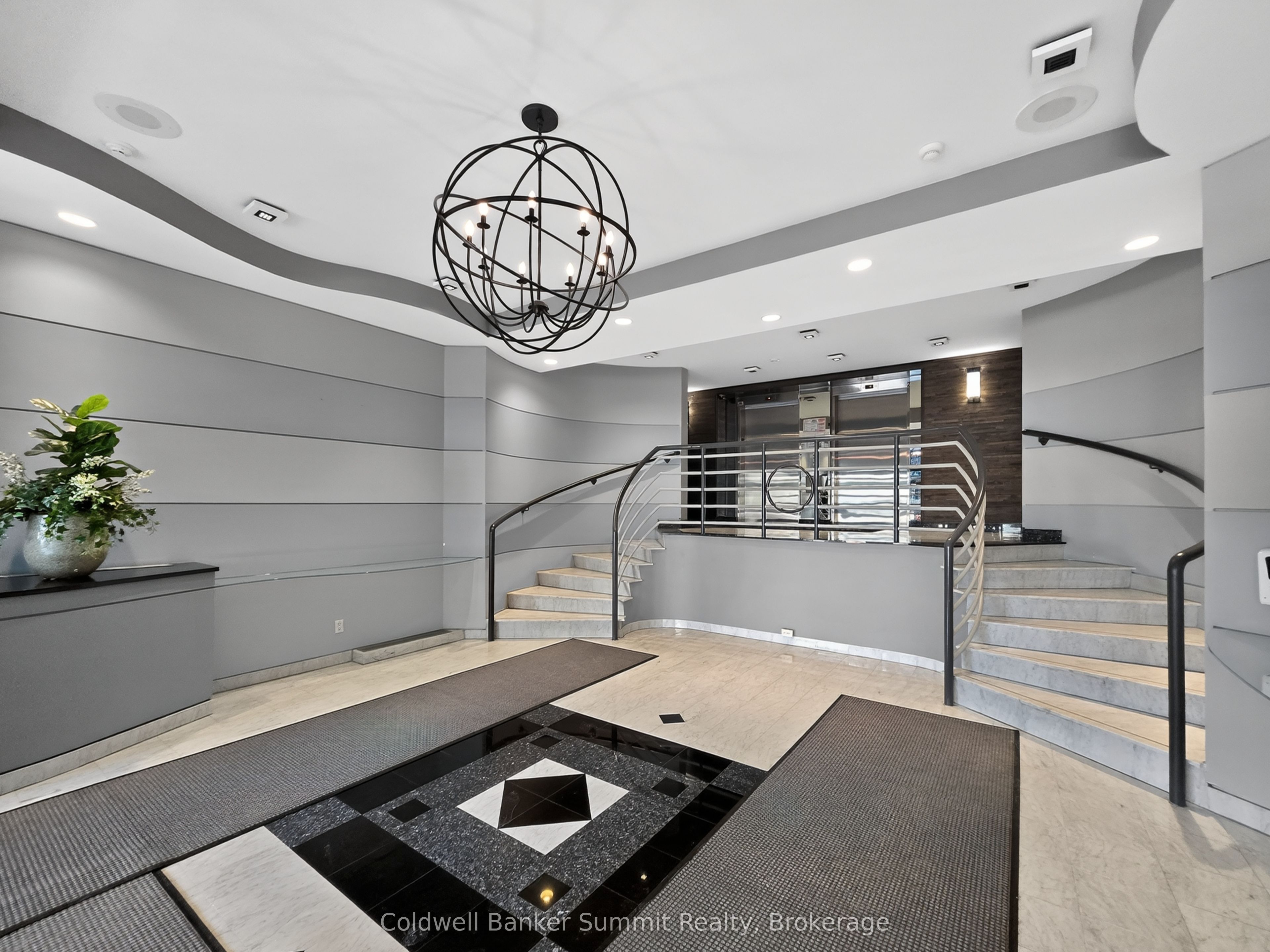 75 Ellen Street 1004, Barrie, ON L4N 7R6 photo 4