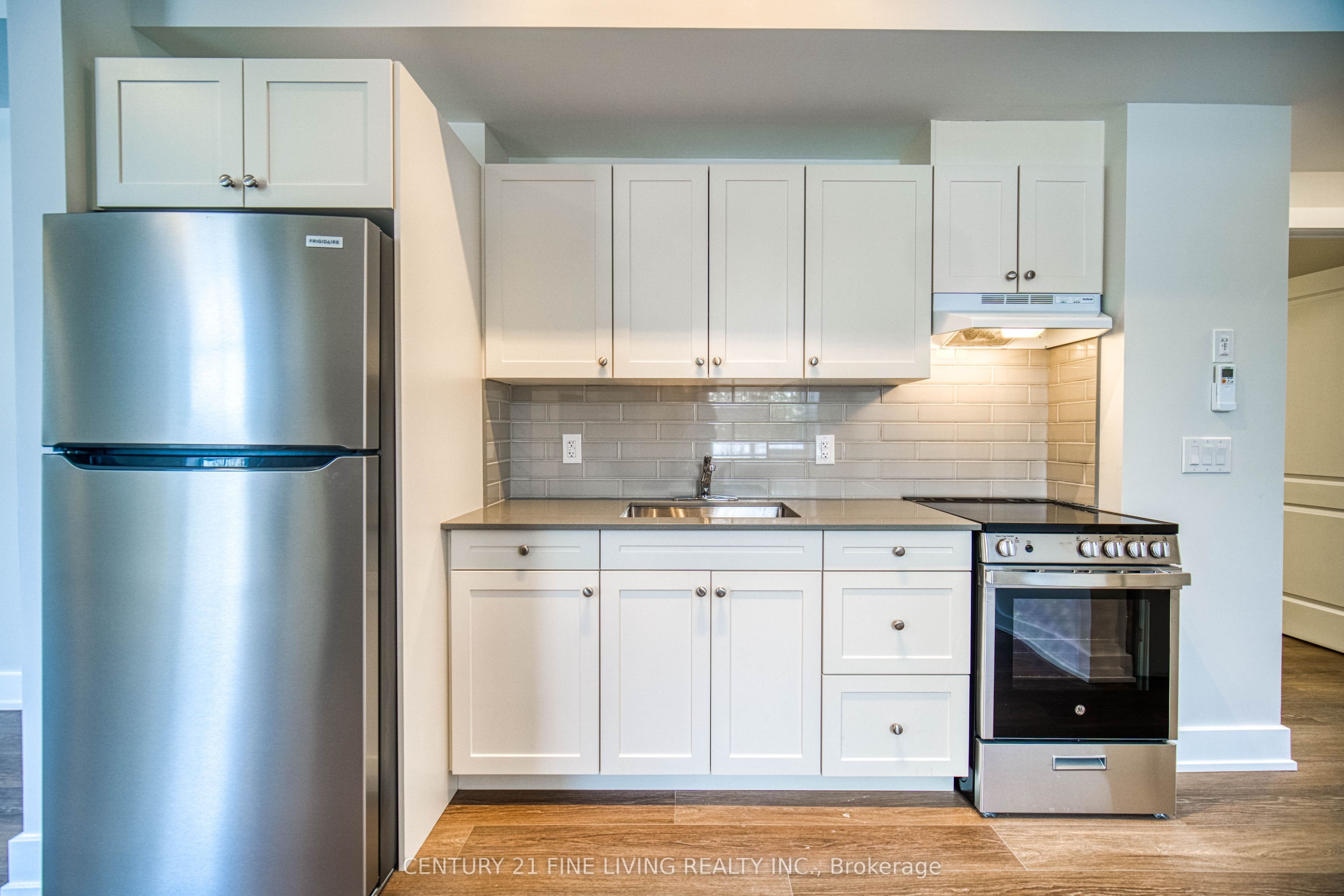 1614 Ridge Road E 102, Oro-Medonte, ON L0L 1T0 photo 4