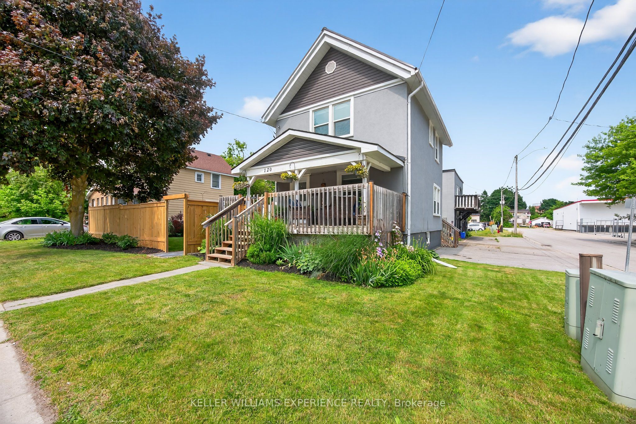 120 DUNLOP Street, Orillia, ON L3V 5P4 photo 3