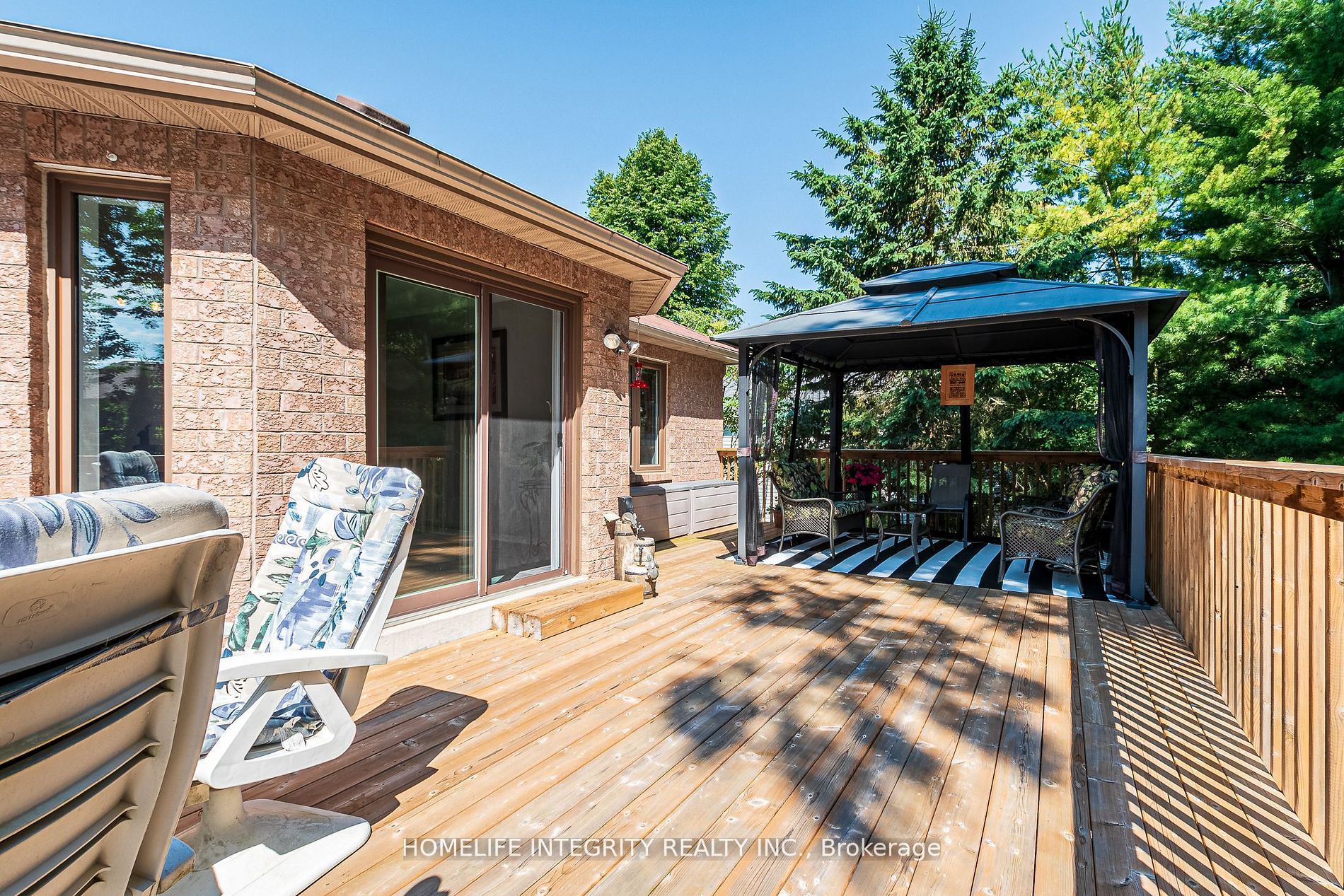 37 Brouwer Crescent, Wasaga Beach, ON L9Z 1L8 photo 4