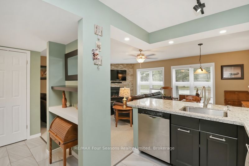 810 Suncrest Circle, Collingwood, ON L9Y 5C7 photo 5