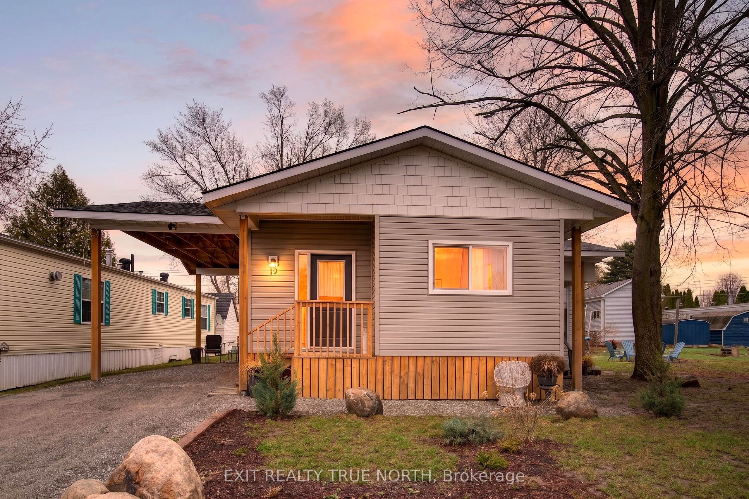 19 Vics Road, Midland, ON L4R 0B9
