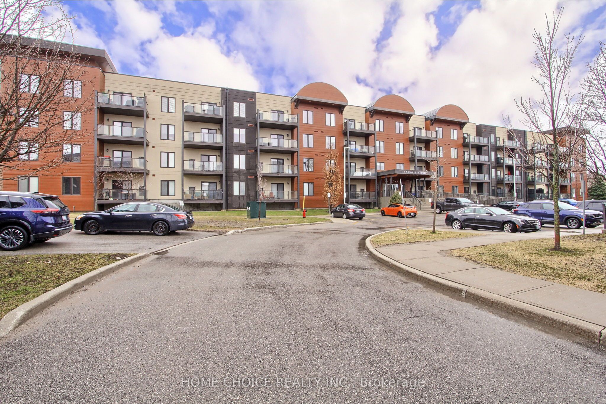 720 YONGE Street E 301, Barrie, ON L9J 0G9 photo 3