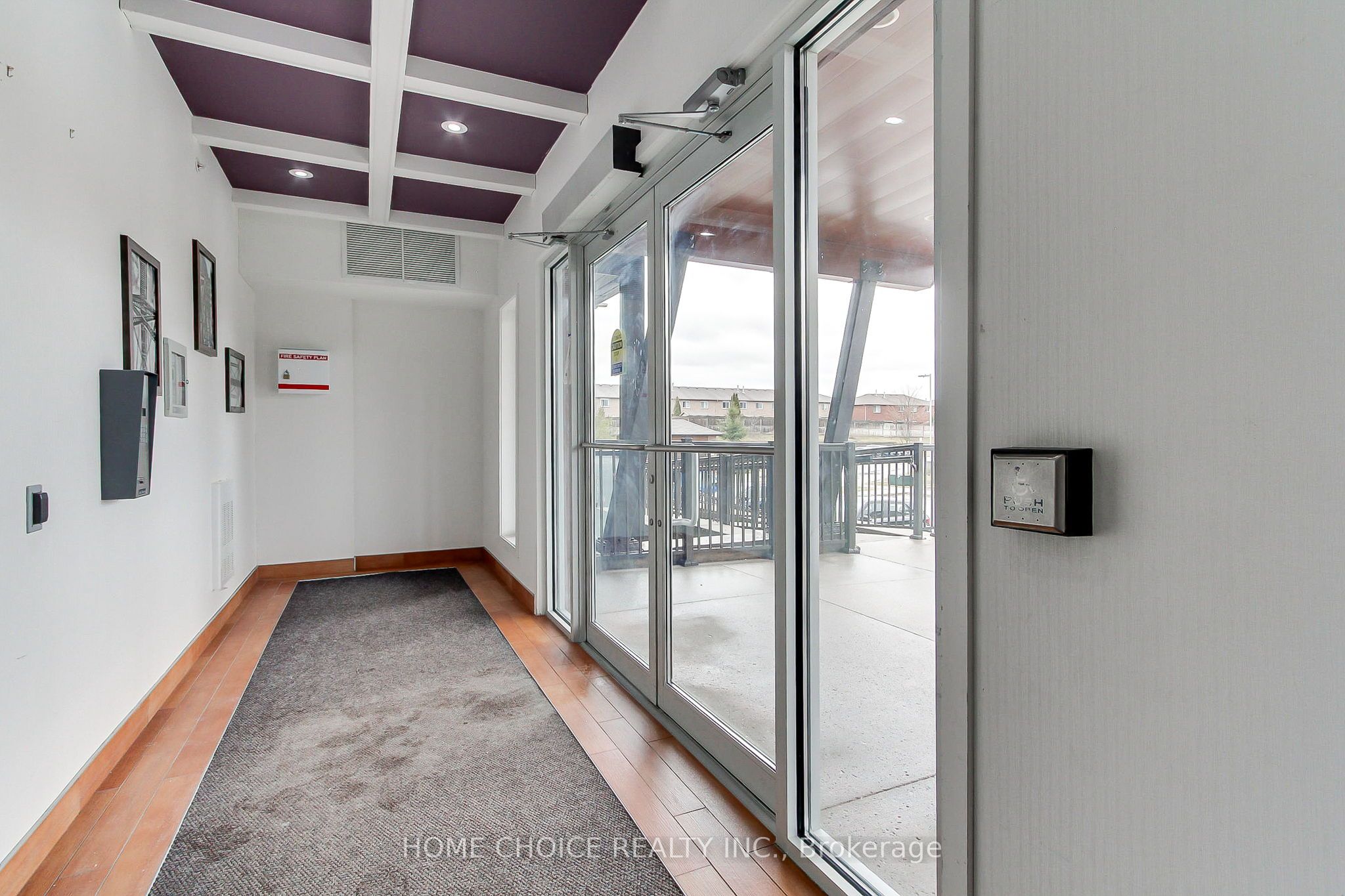 720 YONGE Street E 301, Barrie, ON L9J 0G9 photo 5