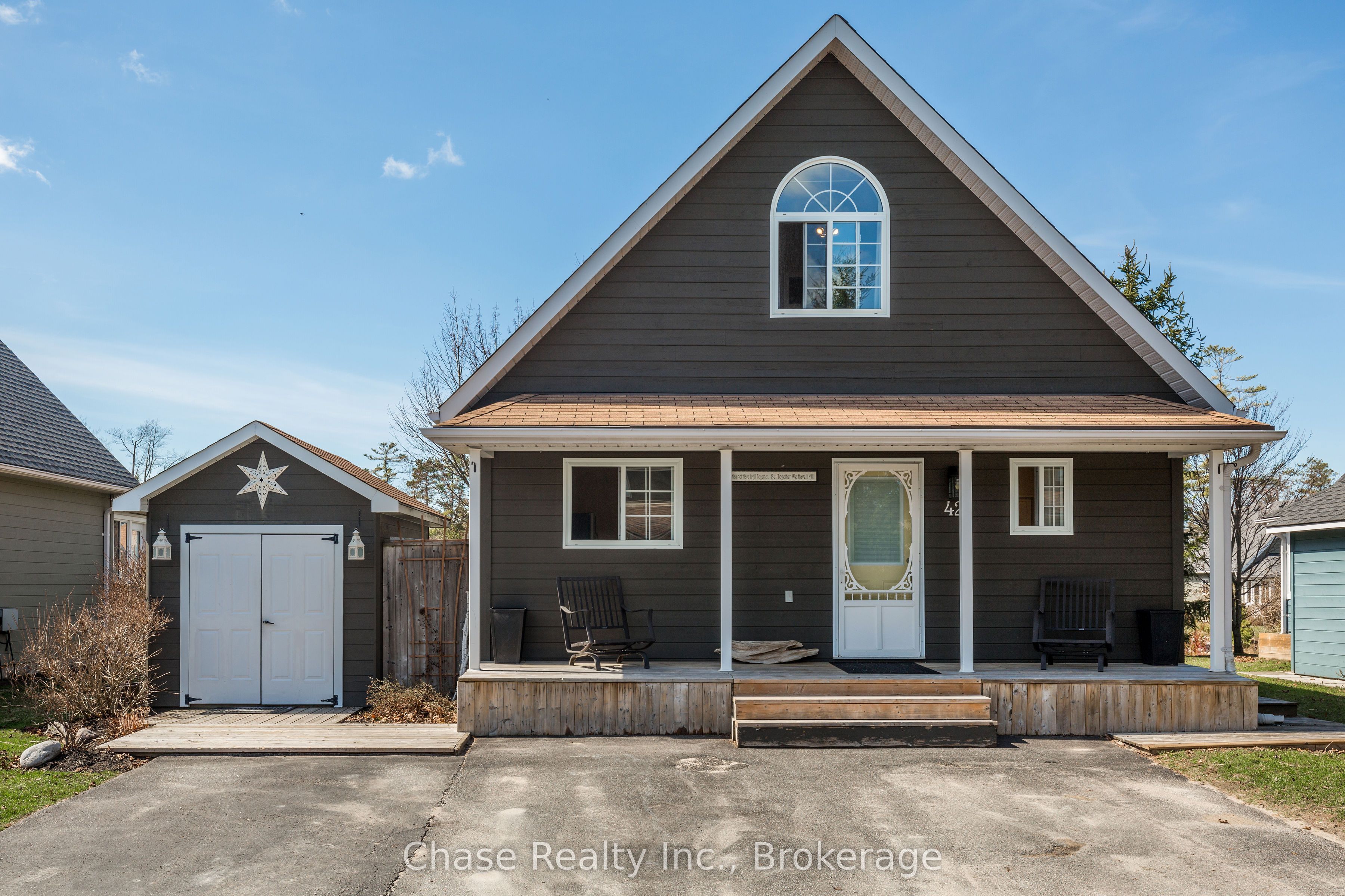 42 Madawaska Trail, Wasaga Beach, ON L9Z 1X7