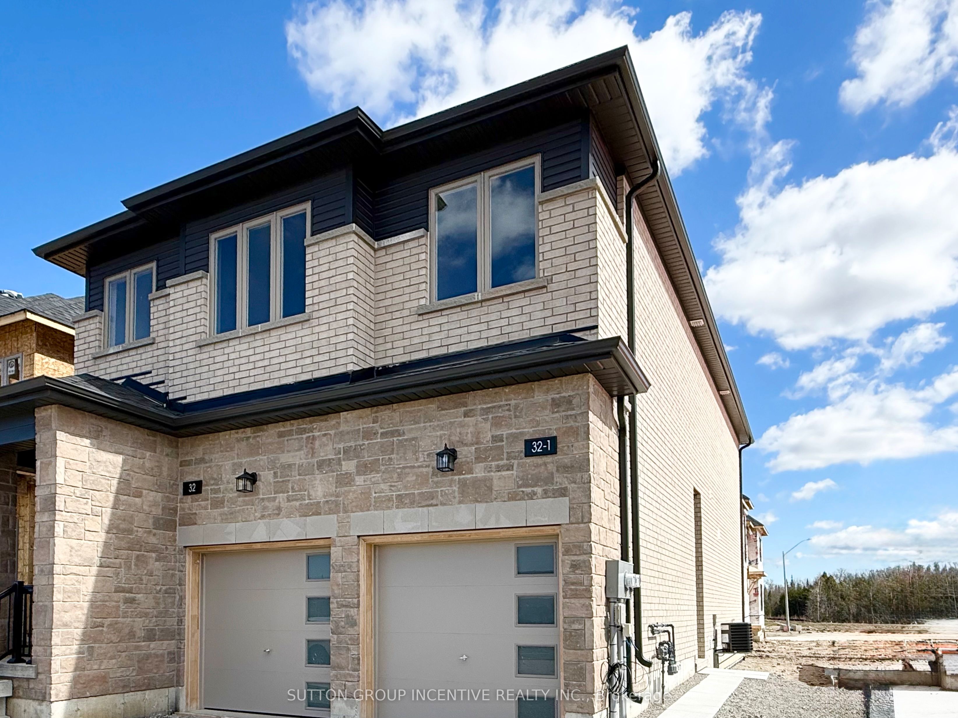 32 WINERY Way 2, Barrie, ON L9J 0Y3 photo 2