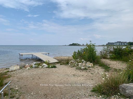 4 Cove Court 102, Collingwood, ON L9Y 0Y6 photo 2