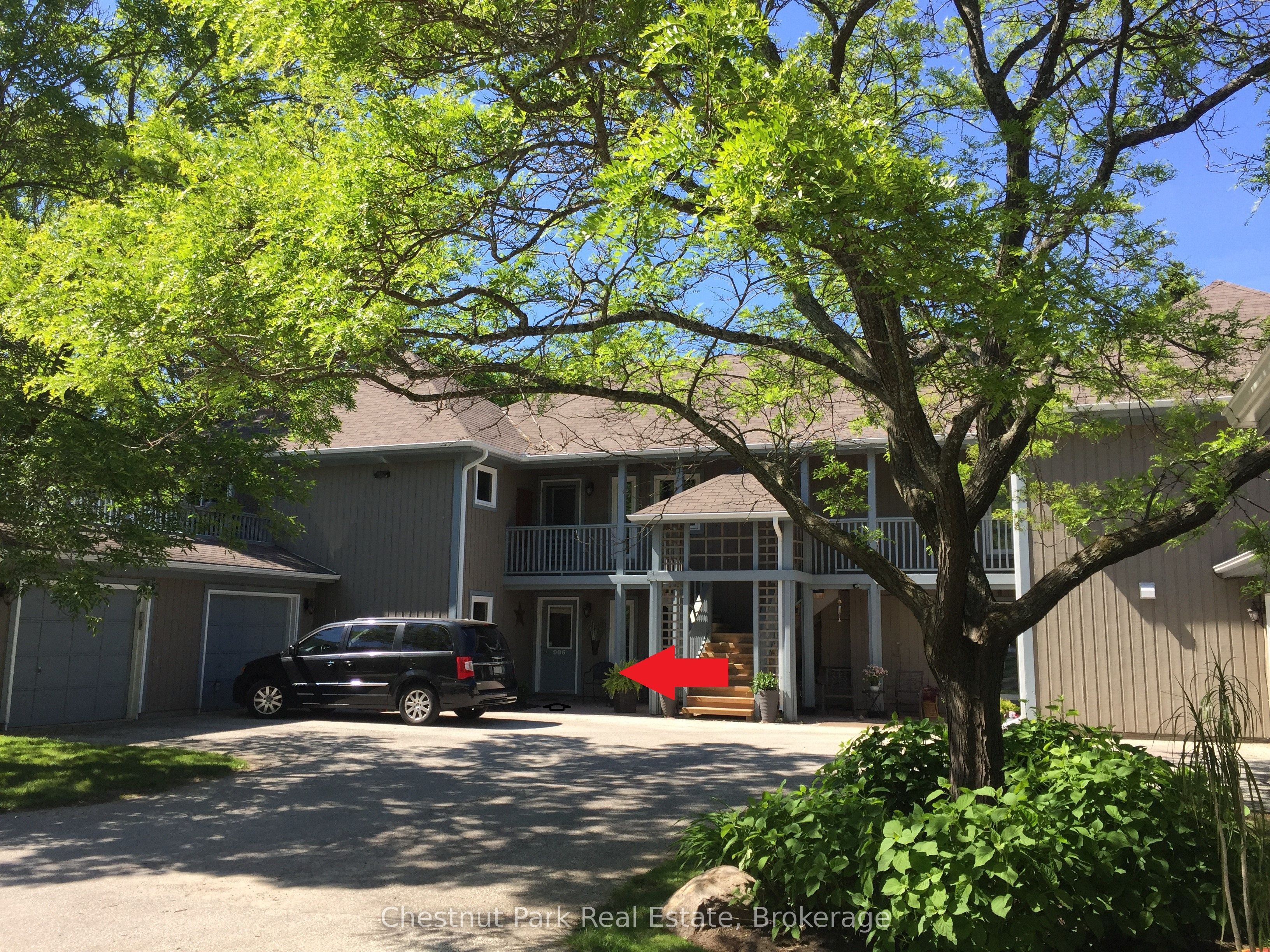 906 Cedar Pointe Court, Collingwood, ON L9Y 5C7 photo 2