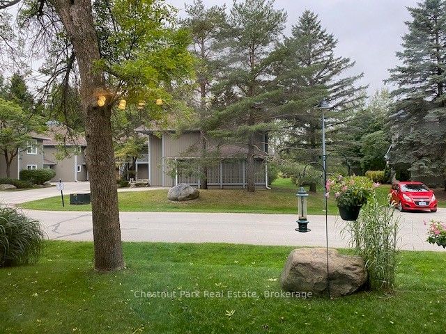 906 Cedar Pointe Court, Collingwood, ON L9Y 5C7 photo 4