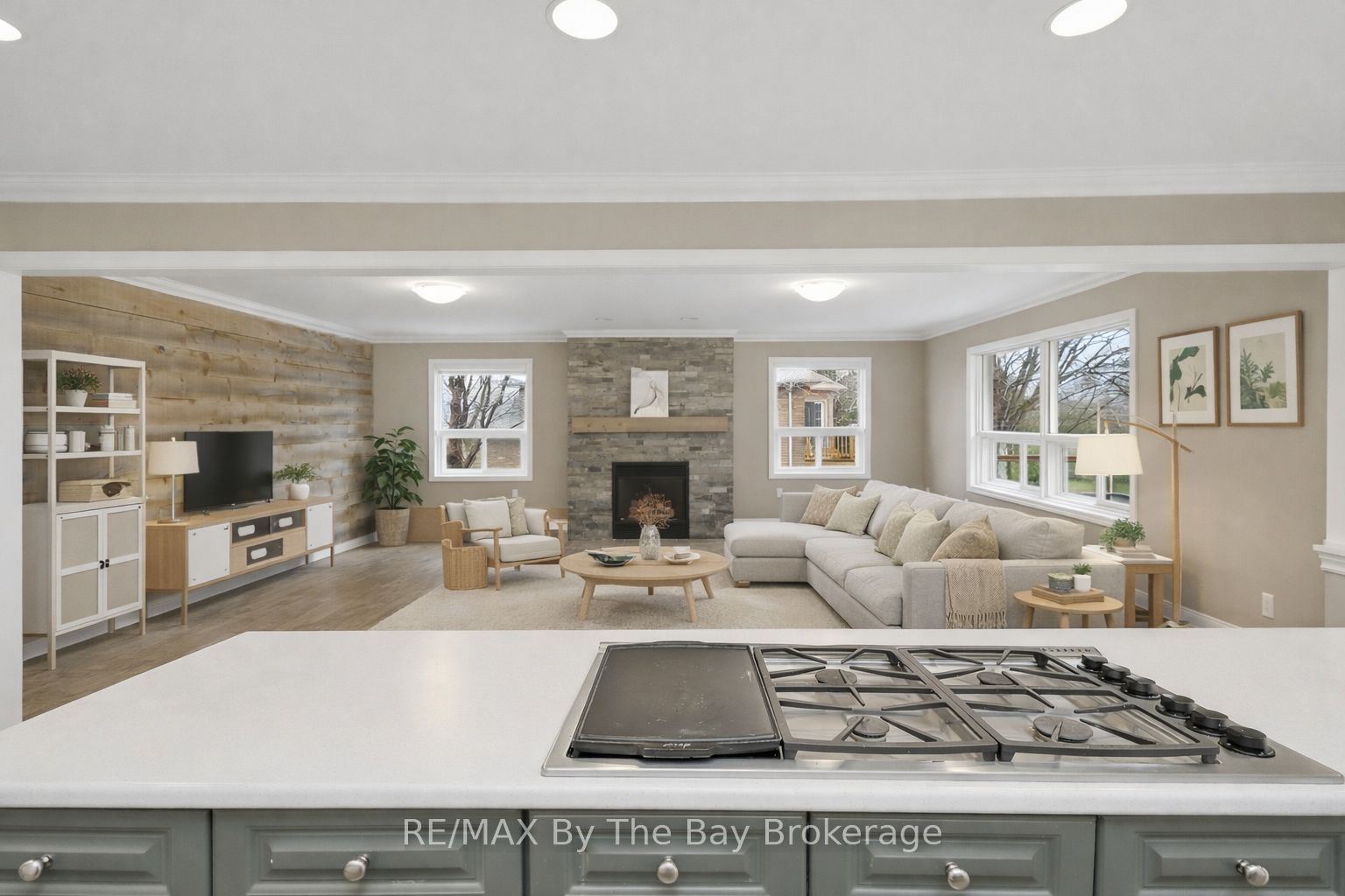 70 Fairway Crescent, Wasaga Beach, ON L9Z 1B8 photo 3