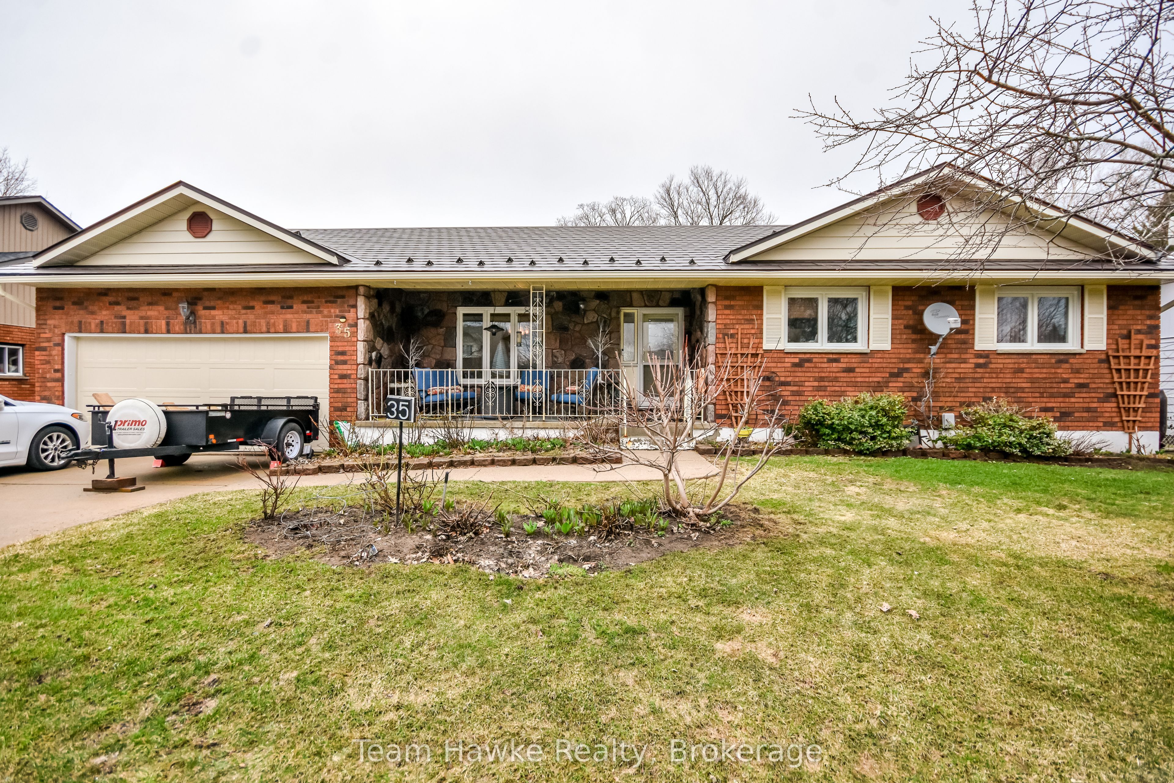 35 Brule Street, Penetanguishene, ON L9M 1J1 photo 3