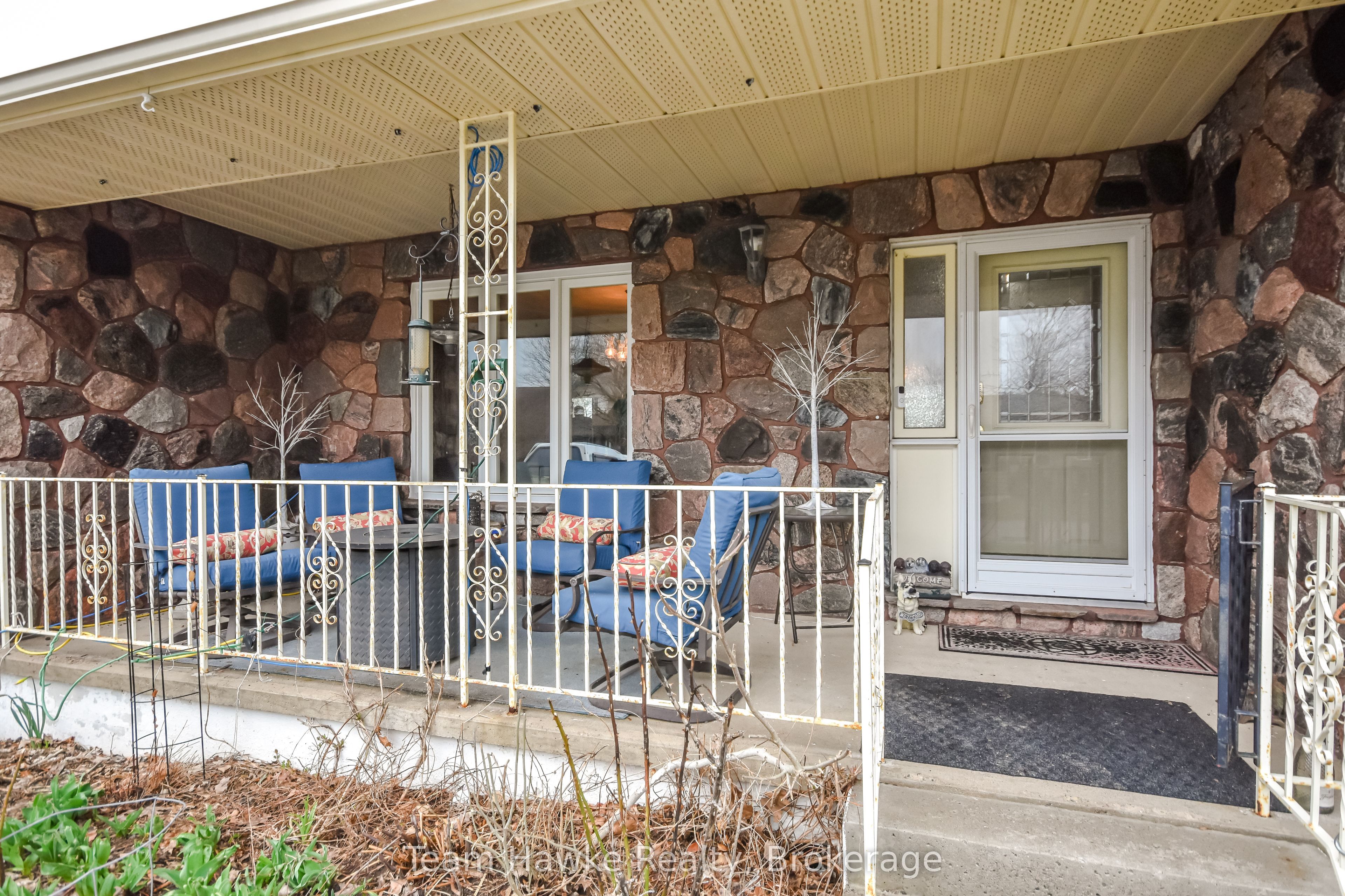 35 Brule Street, Penetanguishene, ON L9M 1J1 photo 4