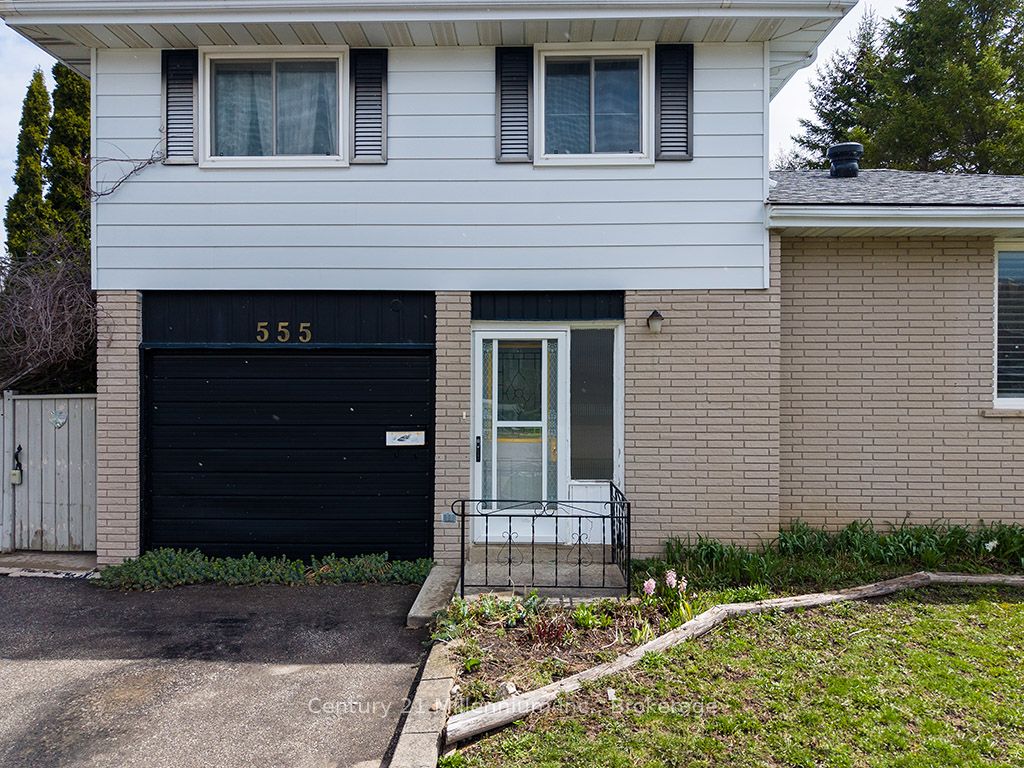 555 Spruce Street, Collingwood, ON L9Y 3H9 photo 2