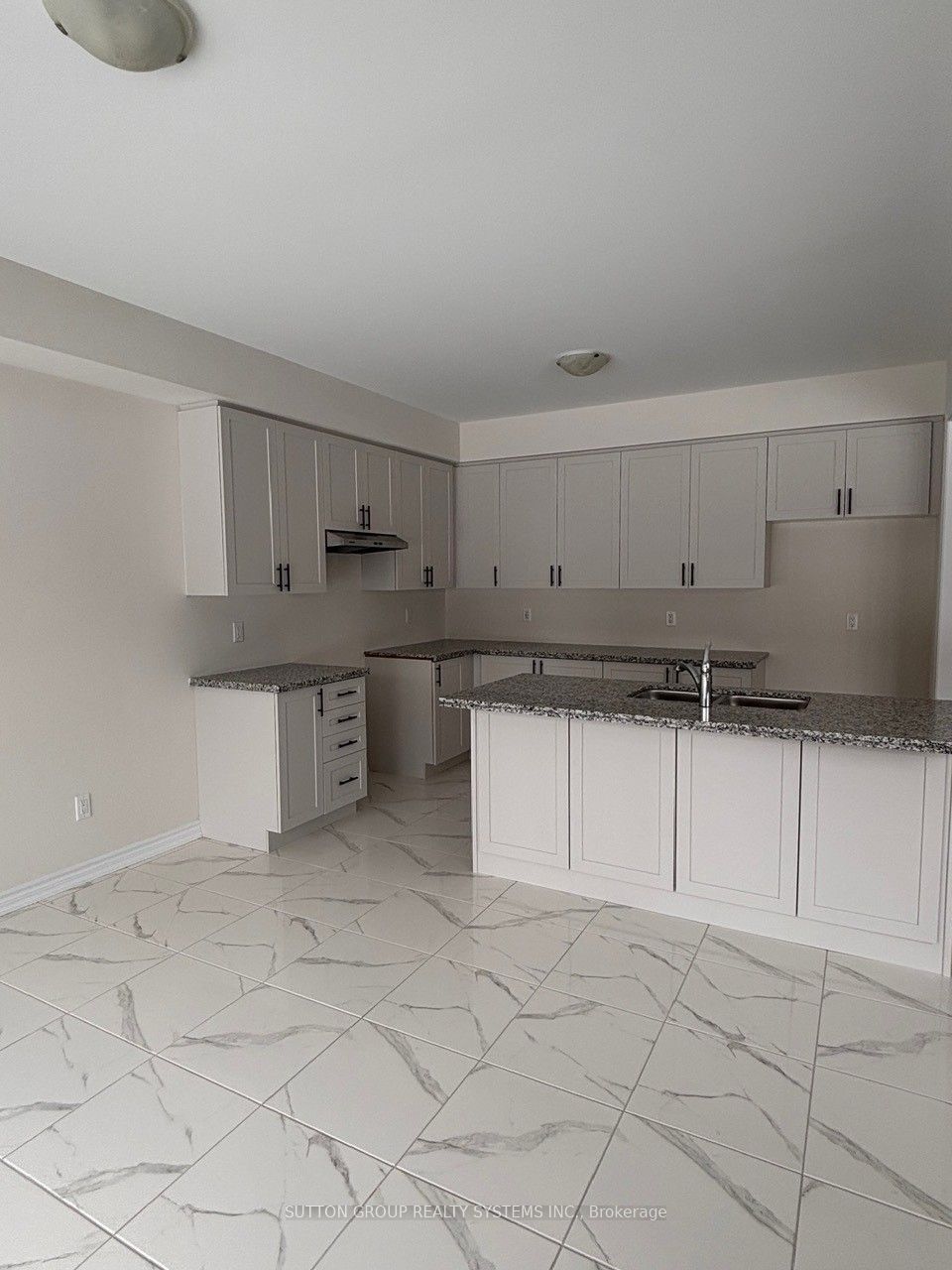 14 Federica Crescent, Wasaga Beach, ON L9Z 0N5 photo 4