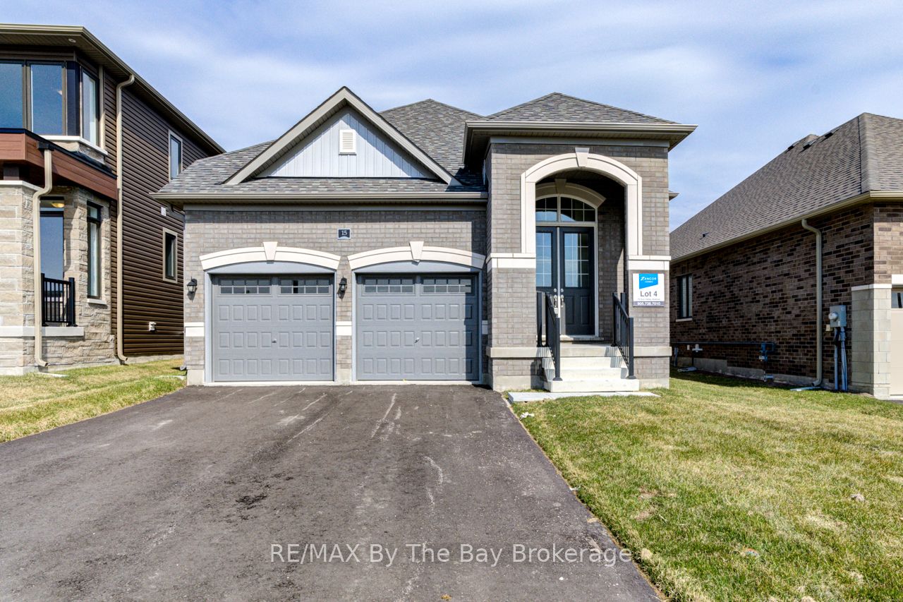 15 Sun Valley Avenue, Wasaga Beach, ON L9Z 0N6